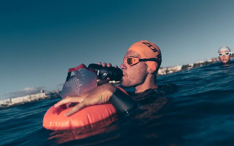 Zone3 Swimmer with safety float bouy