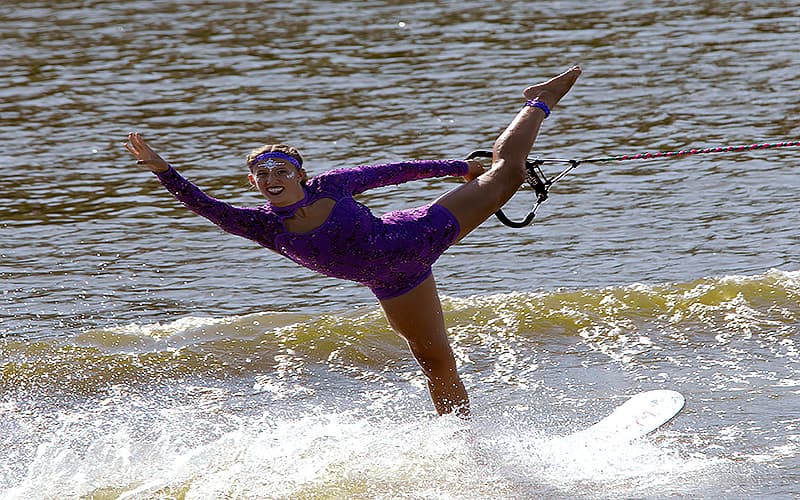 Paige Peshina swivel skiing