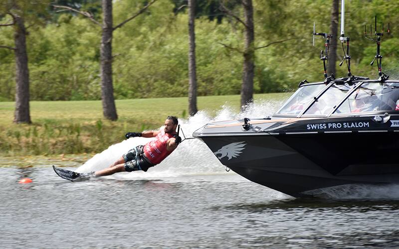 Jon Travers slalom skiing at the 2021 Swiss Pro Slalom