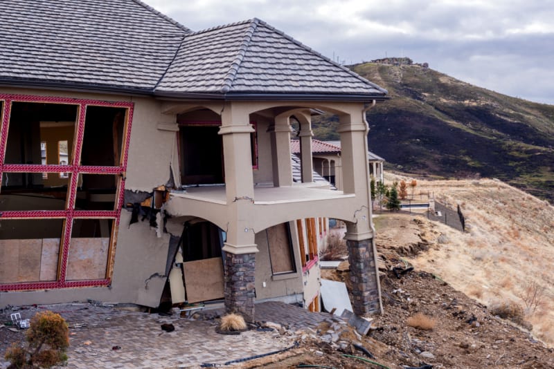 Does home insurance cover earthquake damage in india information