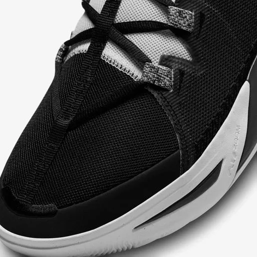 Foto KYRIE FLYTRAP VI