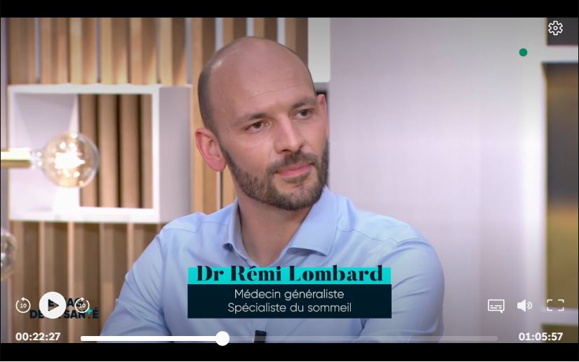Le Dr Rémi Lombard, médecin du sommeil sur France 5 dans le Magazine de