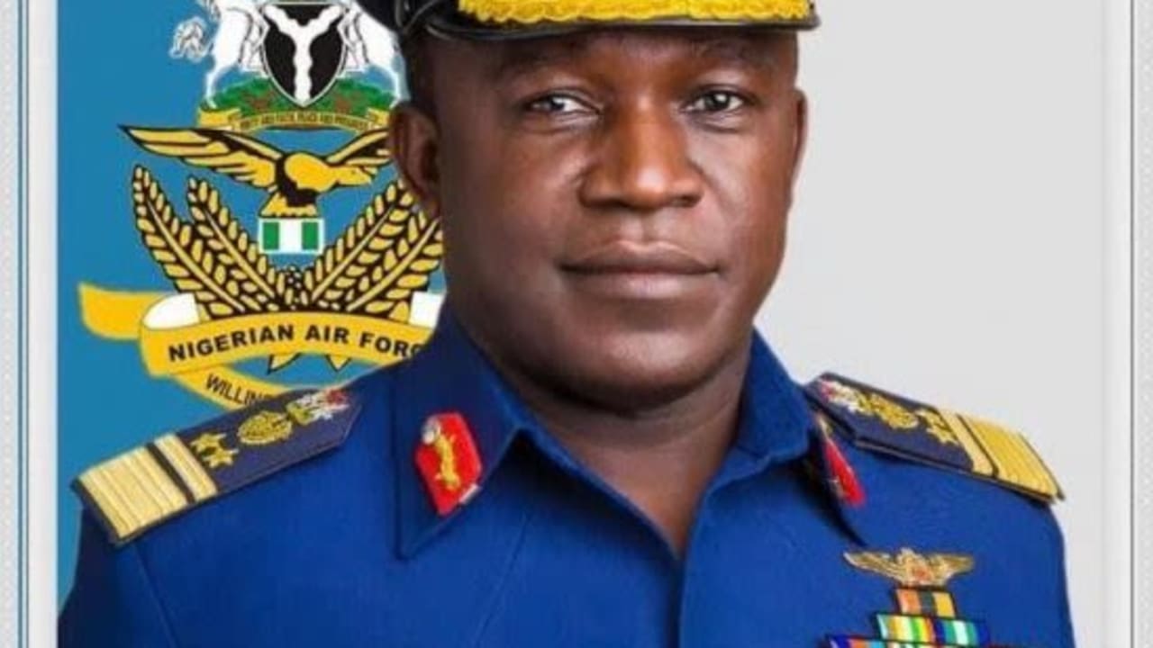 Oyetola congratulates new Chief of Air Staff, Oladayo Amao, others Oyetola congratulates new Chief of Air Staff, Oladayo Amao, others