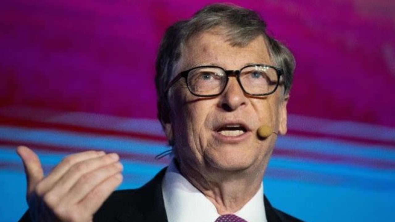 Bill Gates had side chick in Microsoft, she made him quit board Bill Gates had side chick in Microsoft, she made him quit board