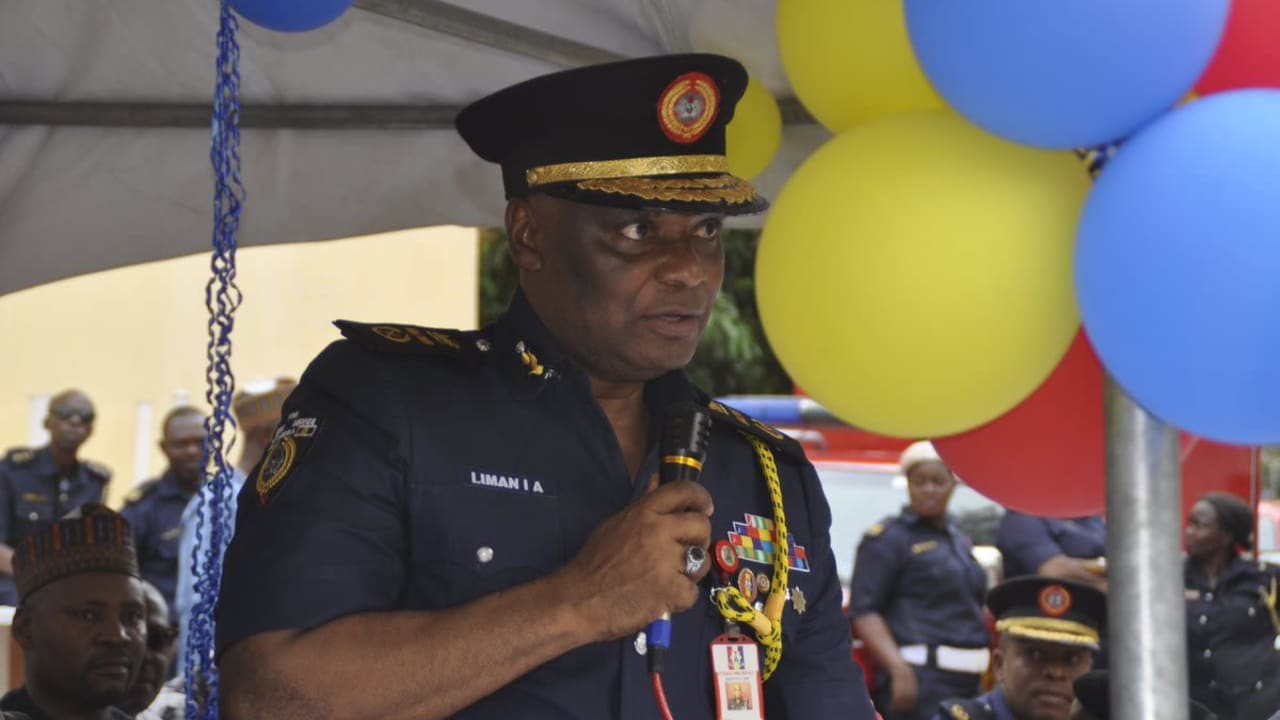 Federal Fire Service donates firefighting gears to Bauchi Federal Fire Service donates firefighting gears to Bauchi