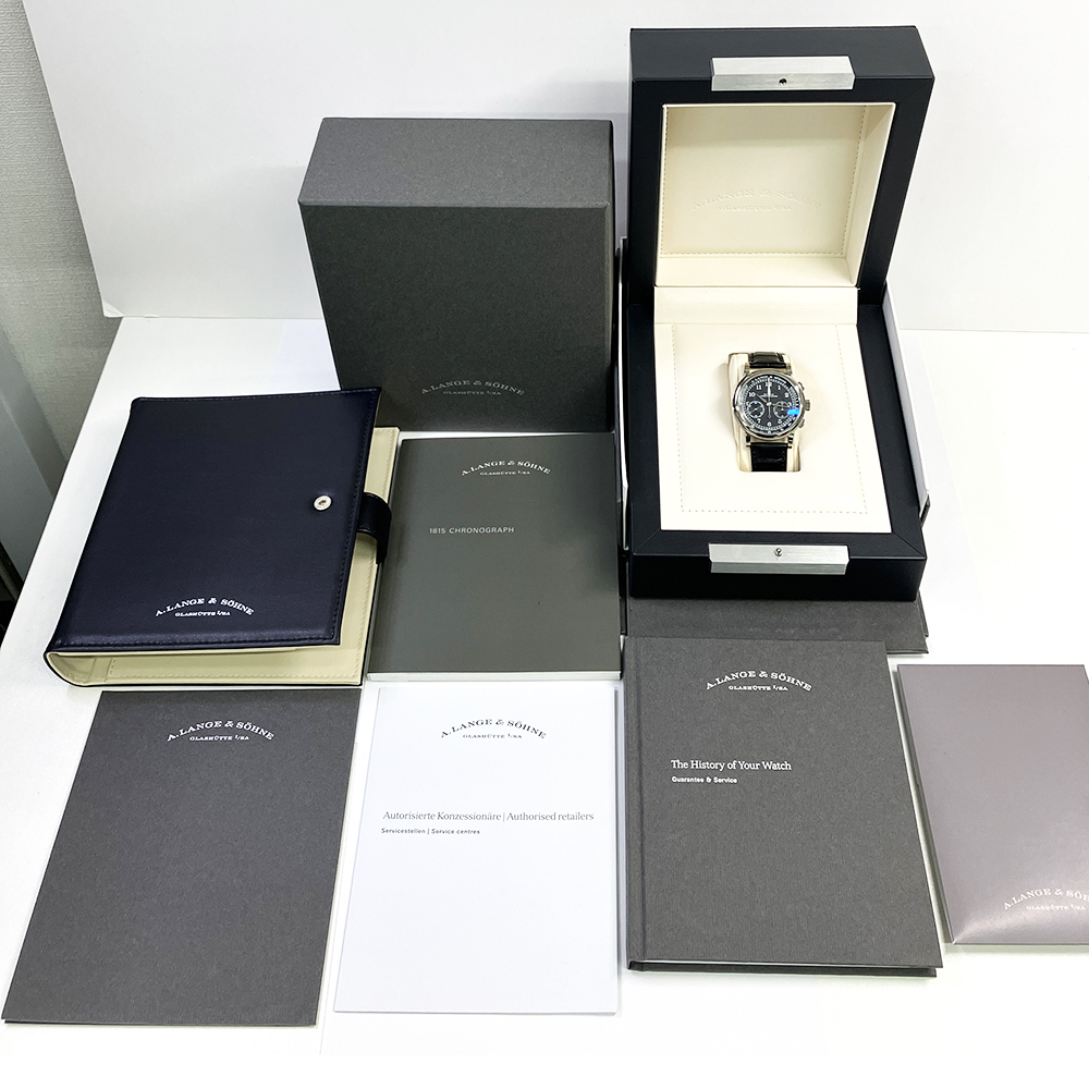 1815 Chronograph White Gold Black Dial 39mm Product Image 8