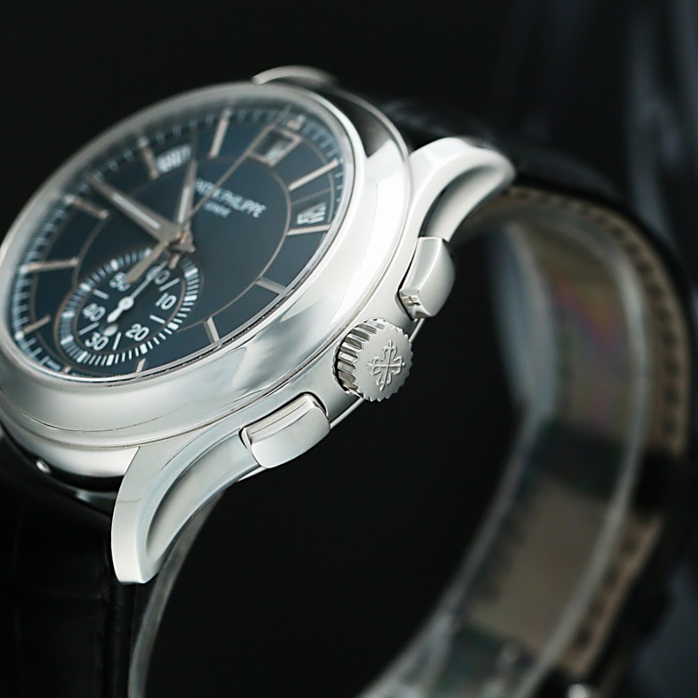 Complications Annual Calendar Chronograph Platinum Blue Dial 42mm Product Image 3