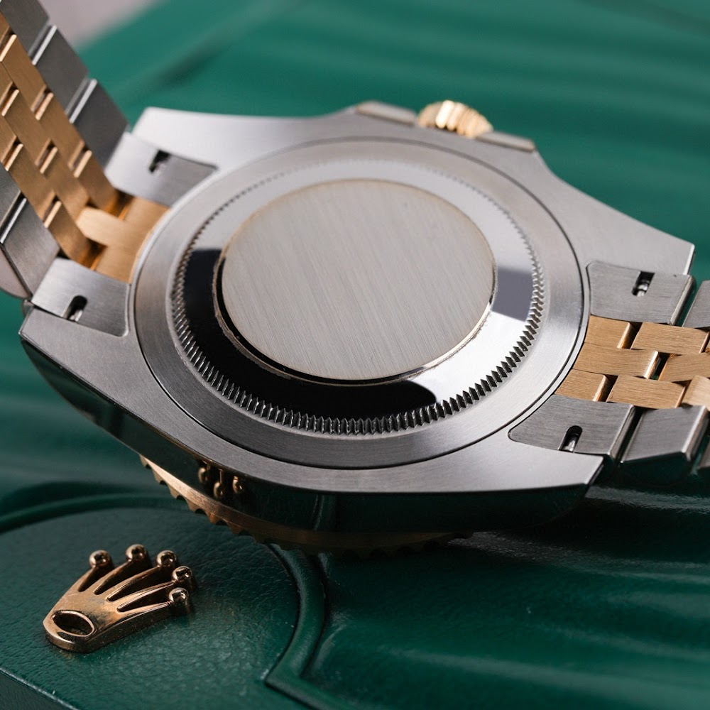 GMT-Master II Yellow Gold & Steel Jubilee Black Dial 40mm Product Image 4