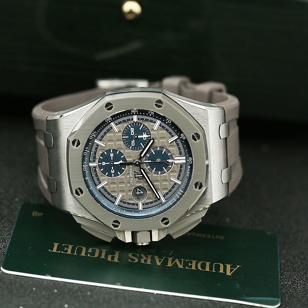 Royal Oak Offshore Titanium Grey Dial 44mm Product Image 2