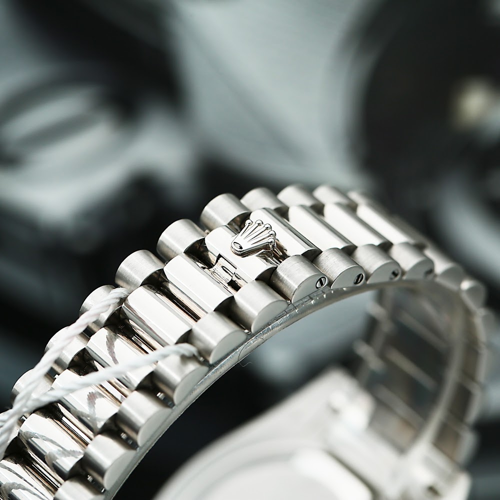 Day-Date Platinum Pave Dial 40mm Product Image 5