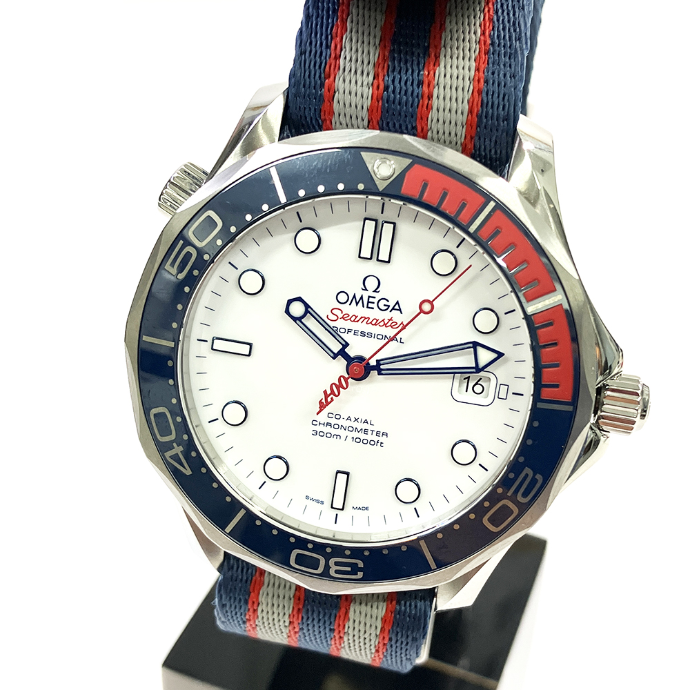 Seamaster Diver 300M "Commander's Watch" Steel White Dial 41mm Product Image 3
