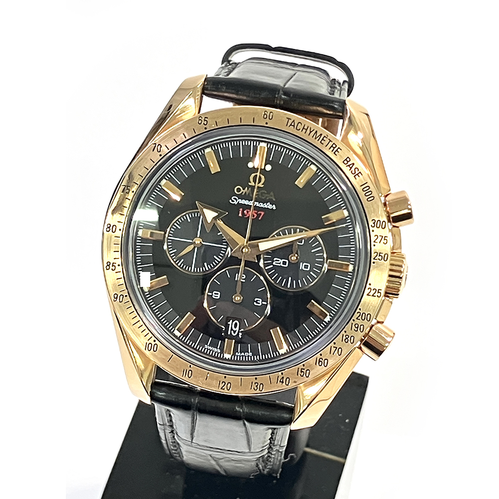 Speedmaster Broad Arrow Rose Gold Black Dial 42mm Product Image 4