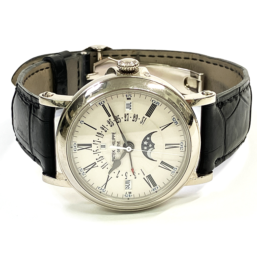 Perpetual Calendar White Gold Silver Dial 38mm Product Image 2