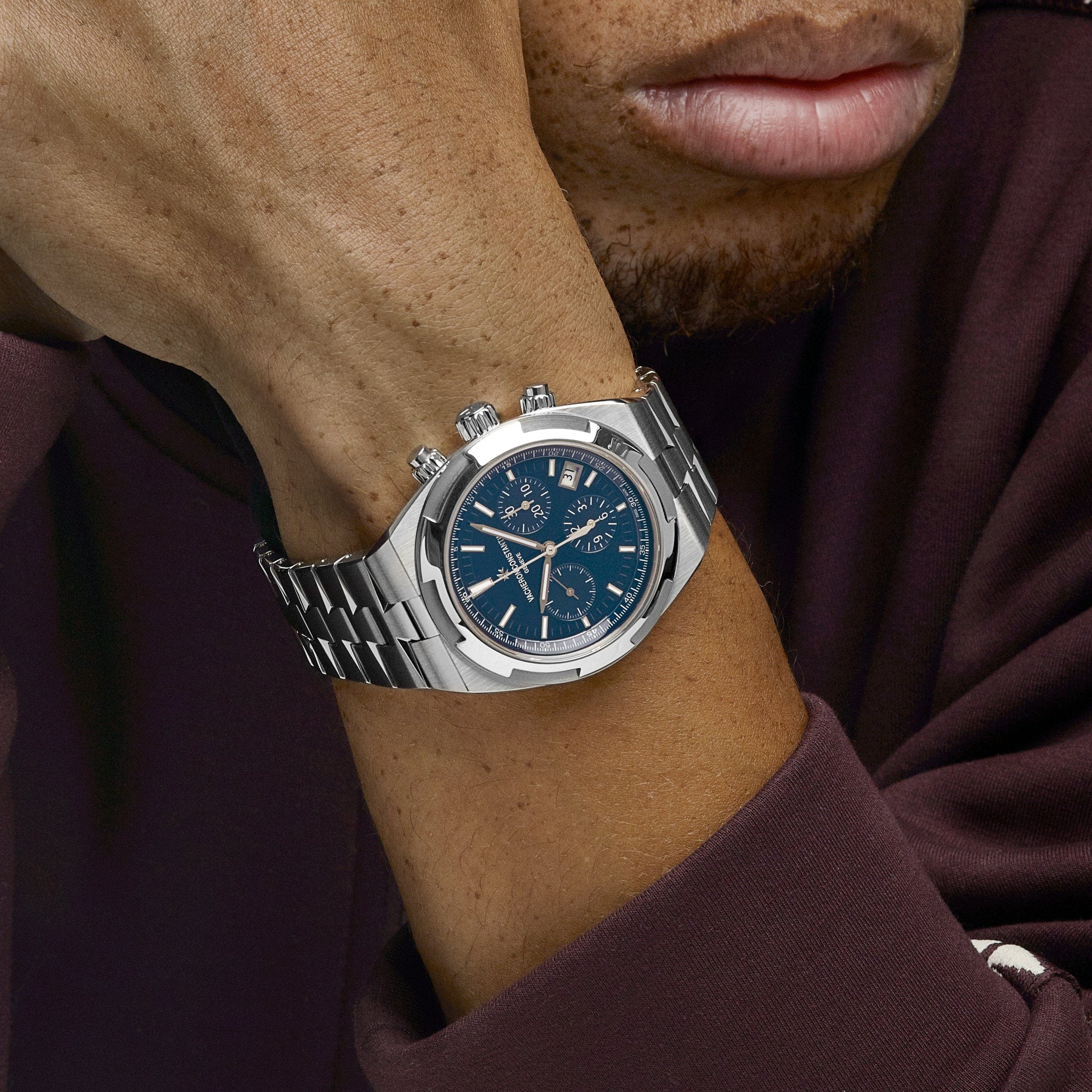 Overseas Chronograph Steel Blue Dial 42mm Product Image 5