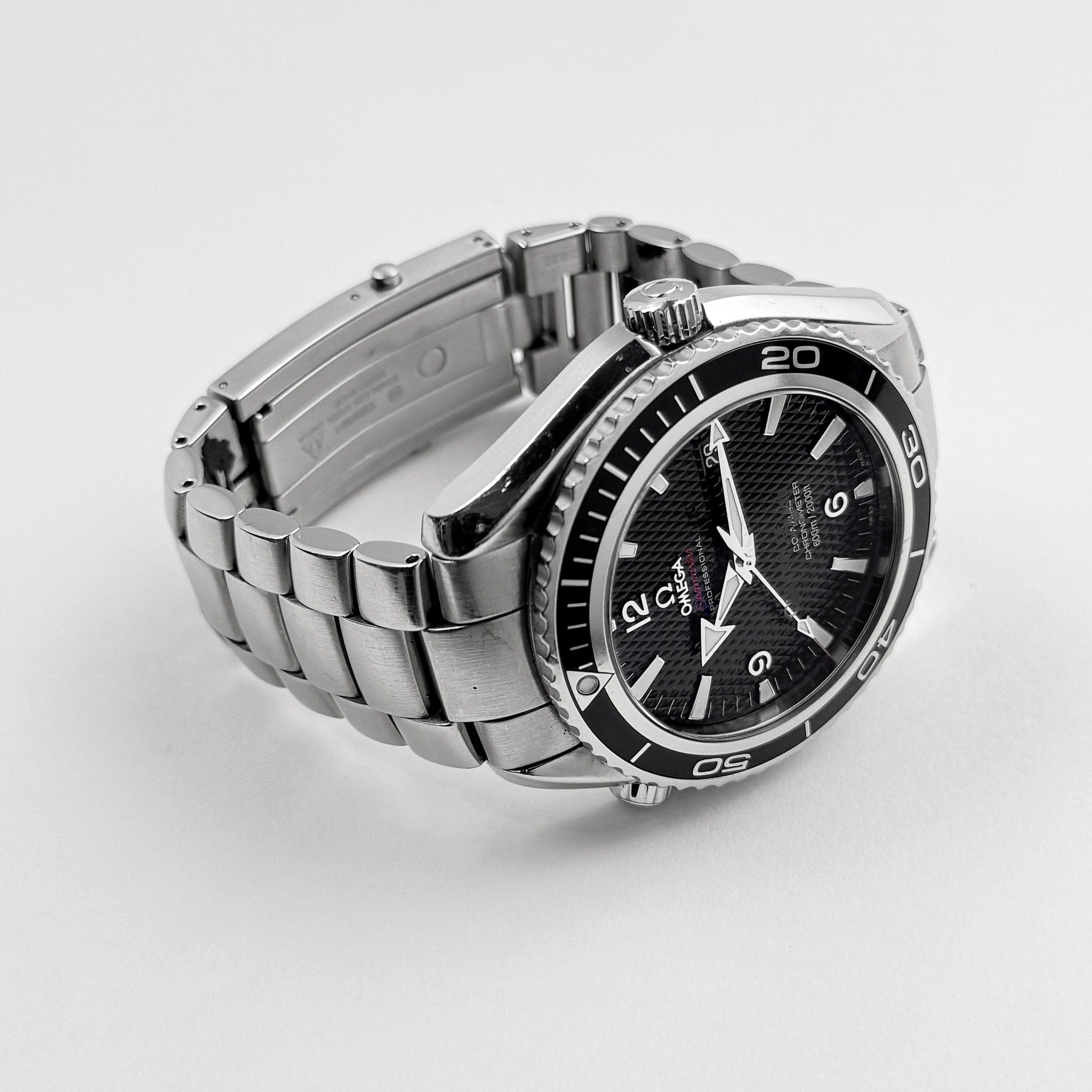 Seamaster Planet Ocean 600m "Quantum of Solace" Steel Black Dial 45mm Product Image 3