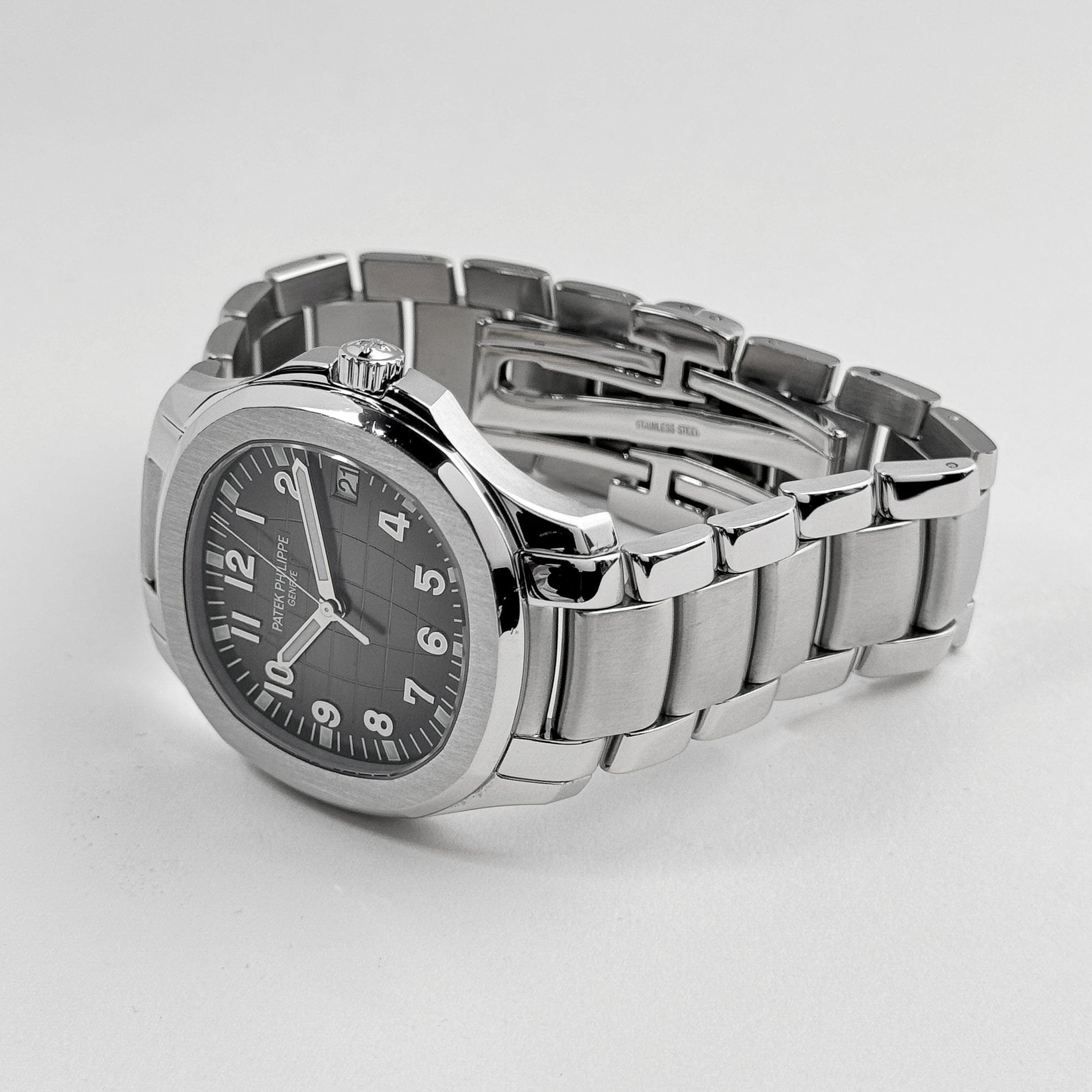 Aquanaut Steel Black Dial 40mm Product Image 2