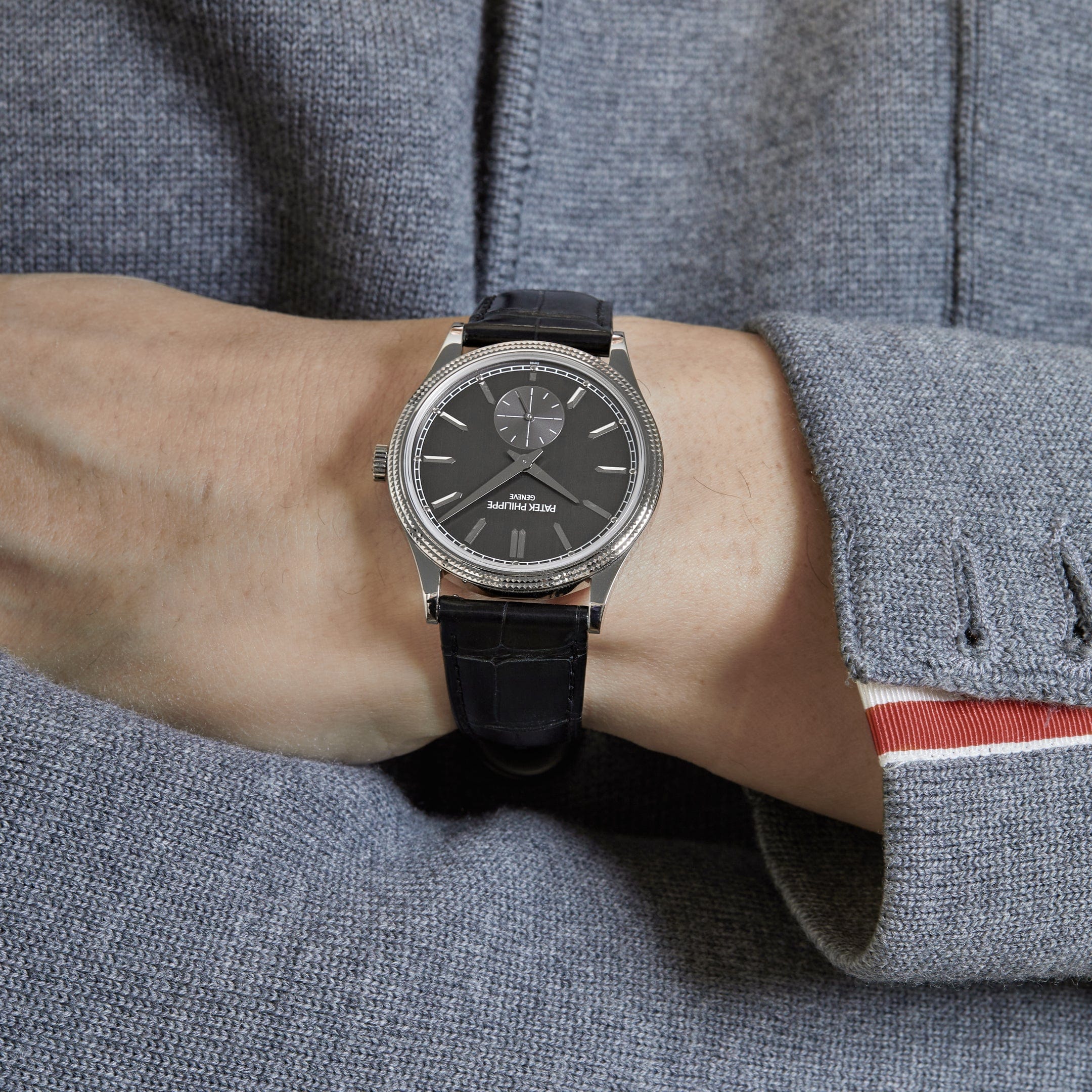 Calatrava Clous de Paris White Gold Grey Dial 39mm Product Image 7