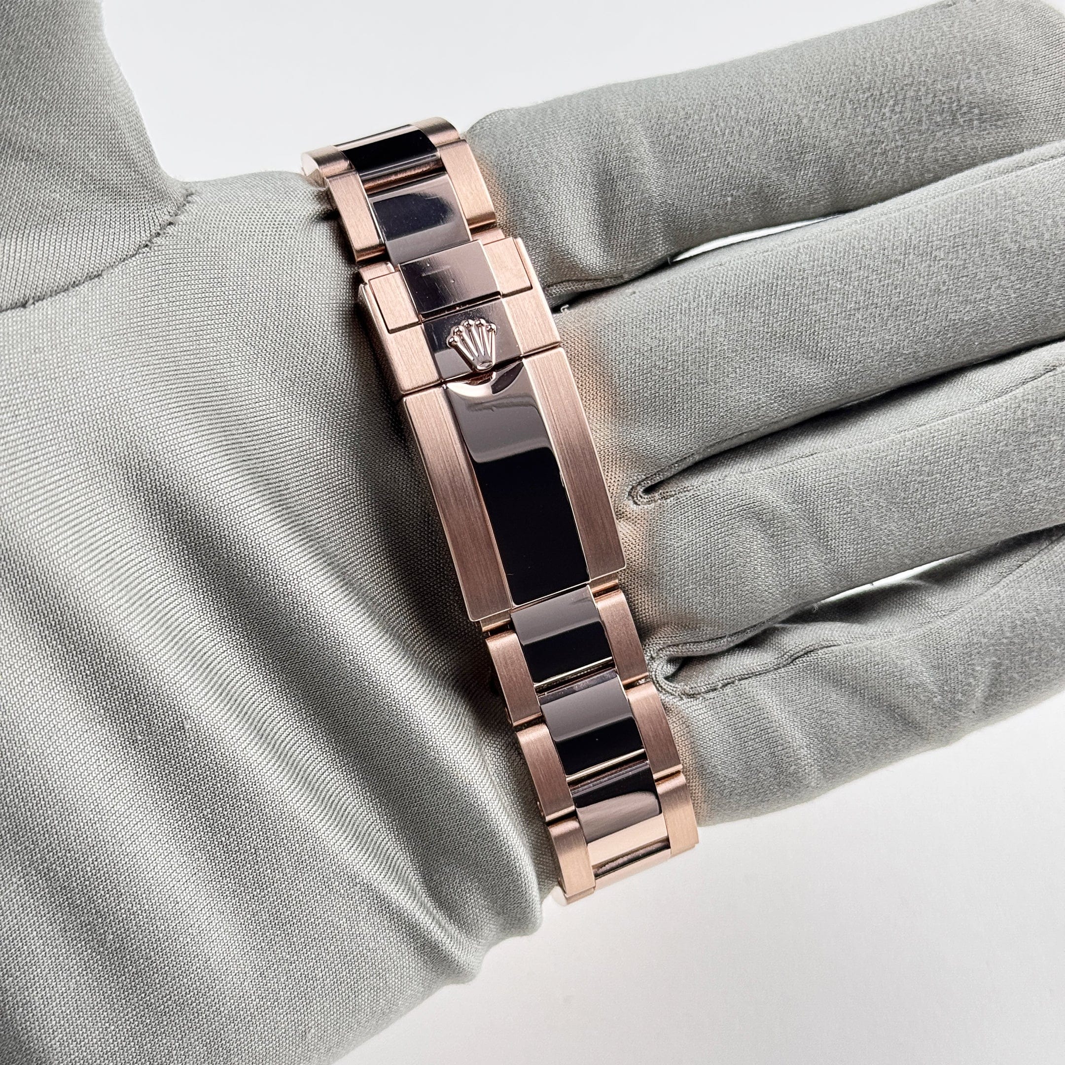 Daytona Rose Gold Black Dial 40mm Product Image 9