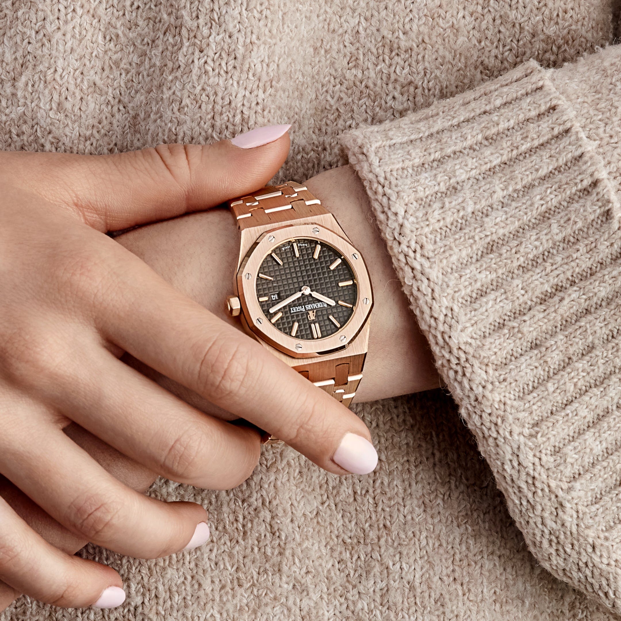 Royal Oak Rose Gold Brown Dial 33mm Product Image 8