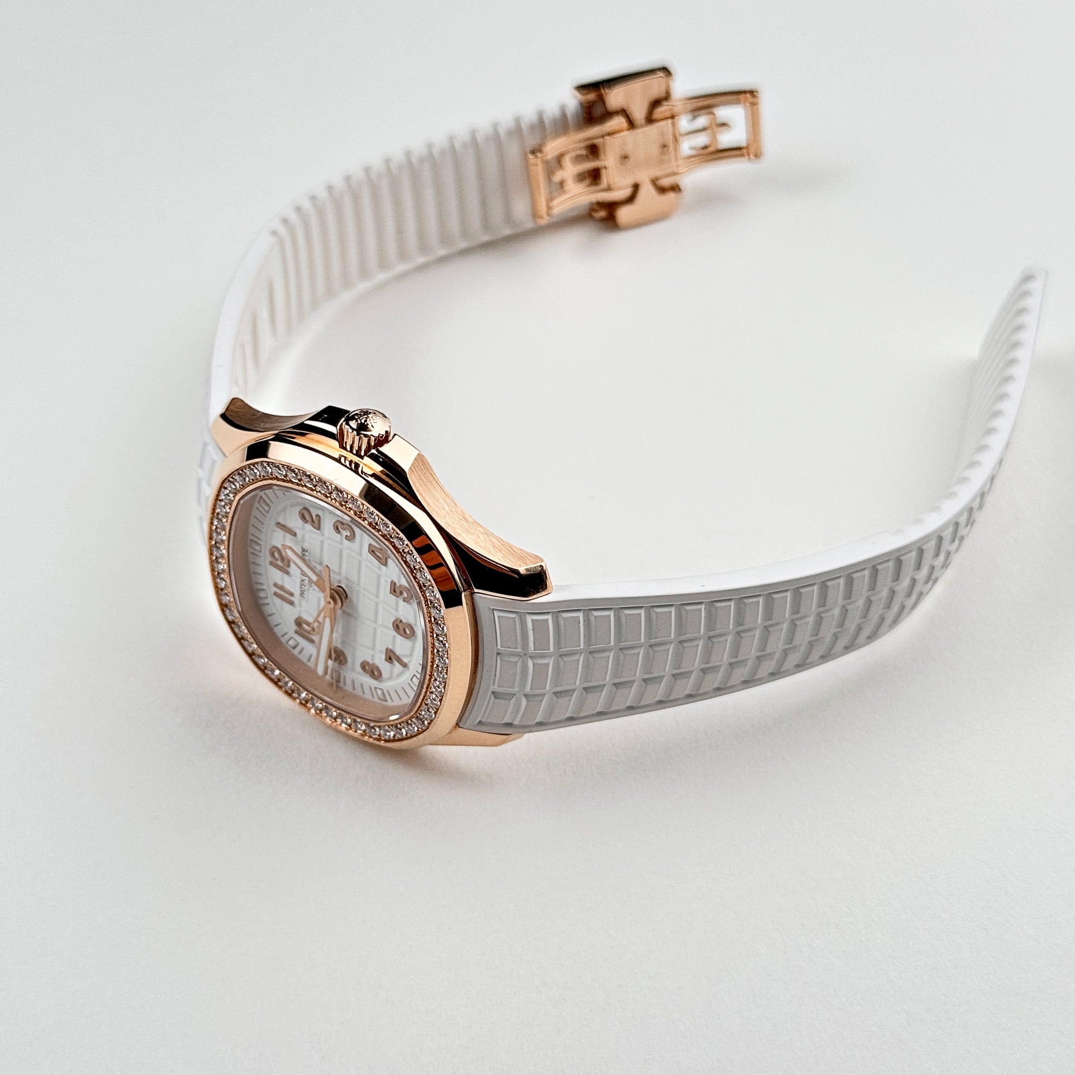 Aquanaut Luce Travel Time Rose Gold White Dial 38mm Product Image 2