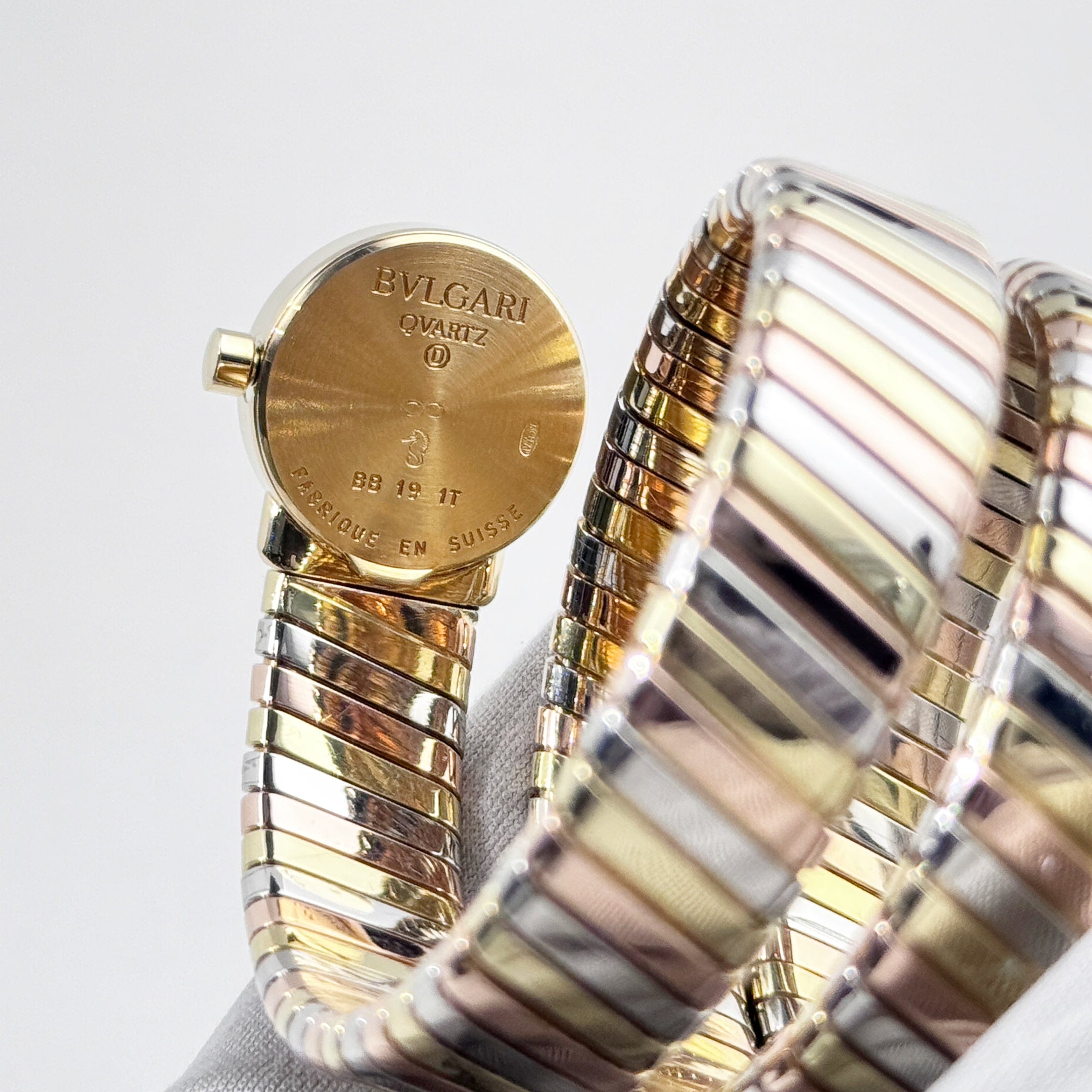 Serpenti Tubogas Tri-Color Black Dial 19mm Product Image 5