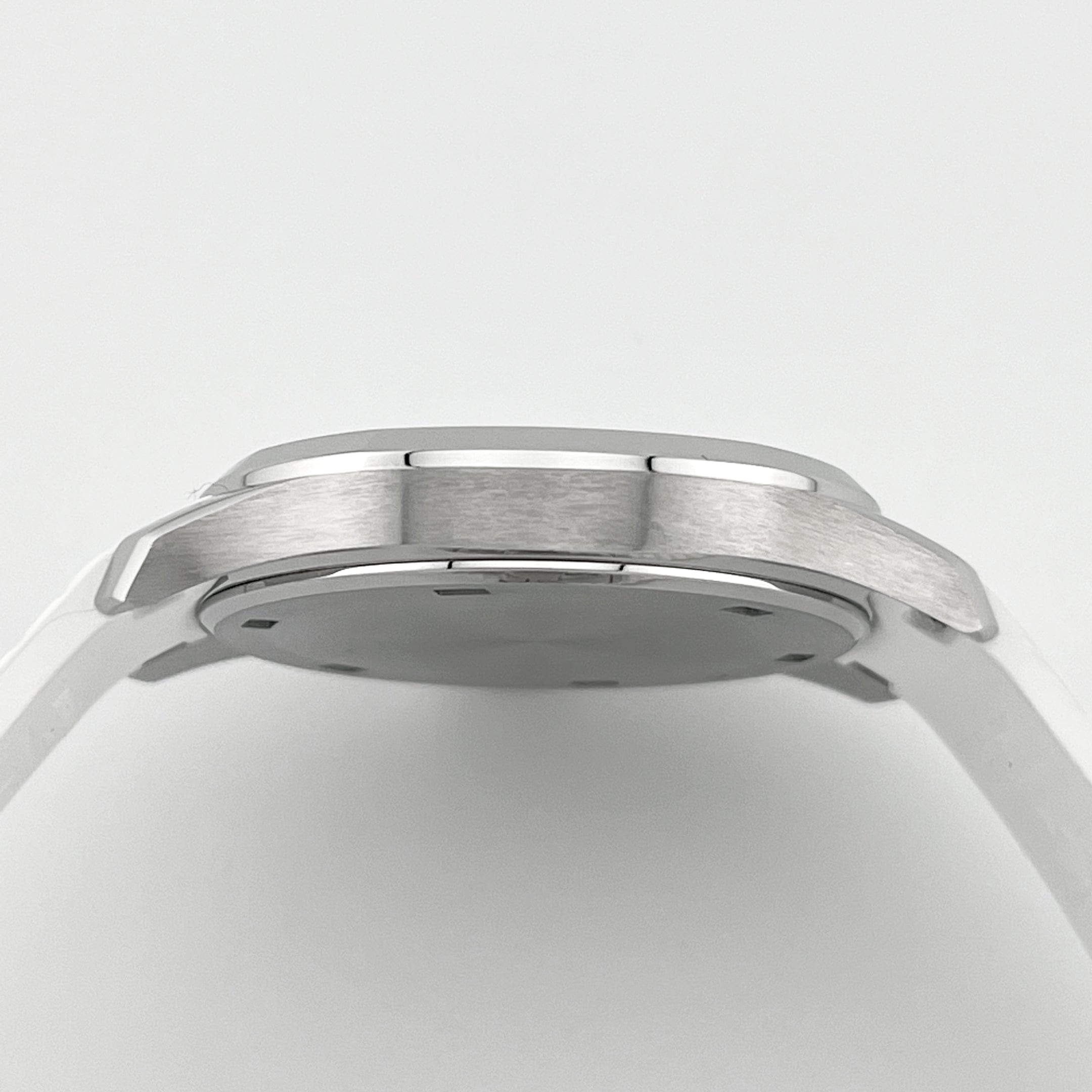 Aquanaut Luce Quartz Steel Diamond White Dial 38mm Product Image 4