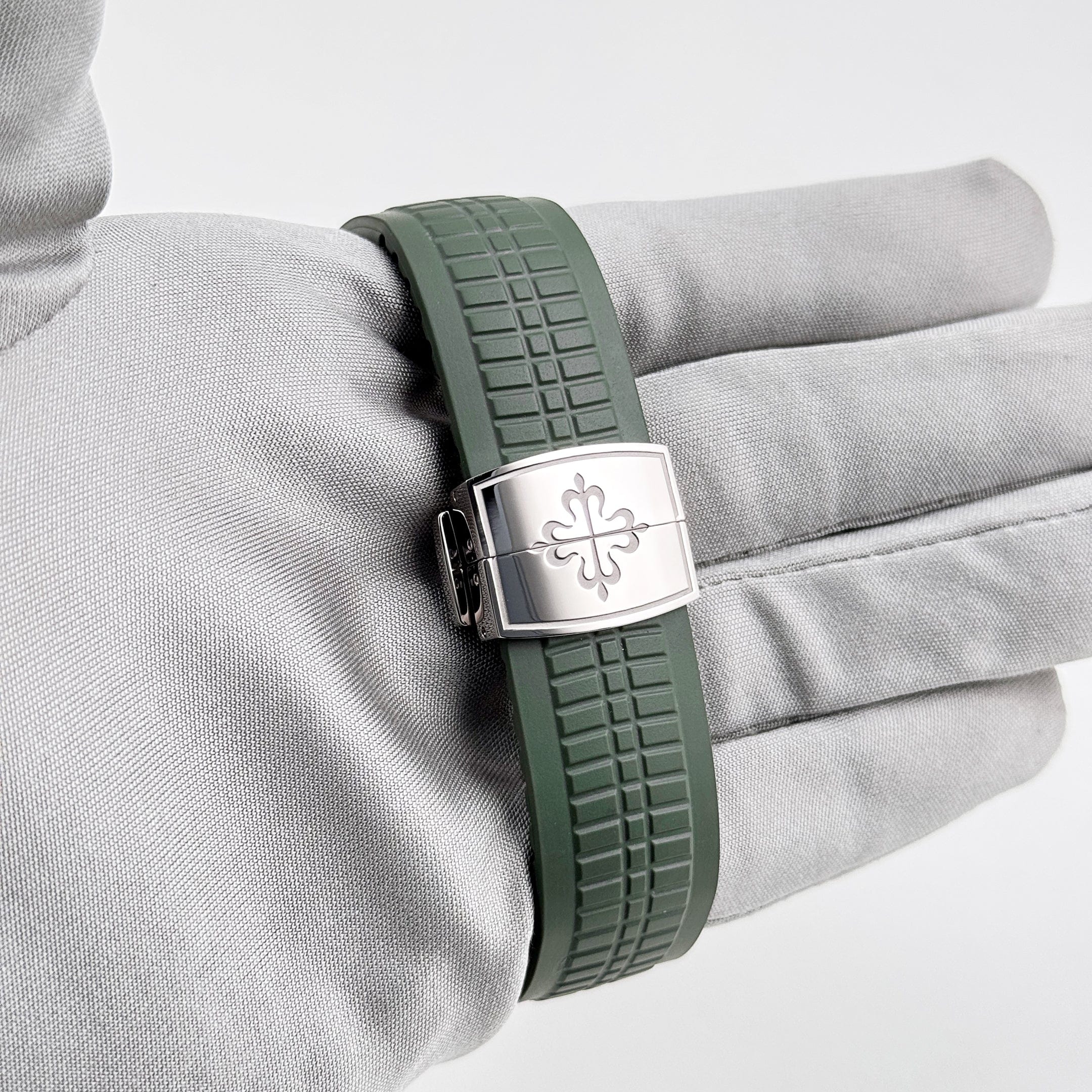 Aquanaut Chronograph White Gold Green Dial 42mm Product Image 9