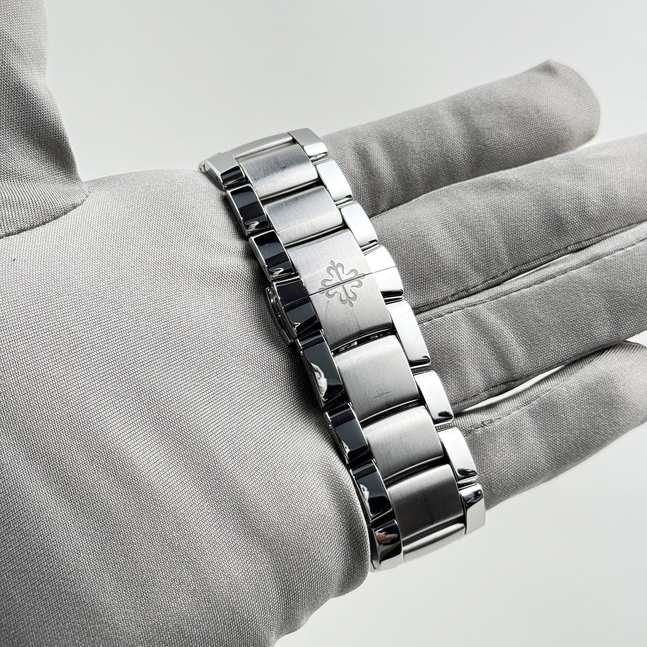 Aquanaut Steel Black Dial 40mm Product Image 9