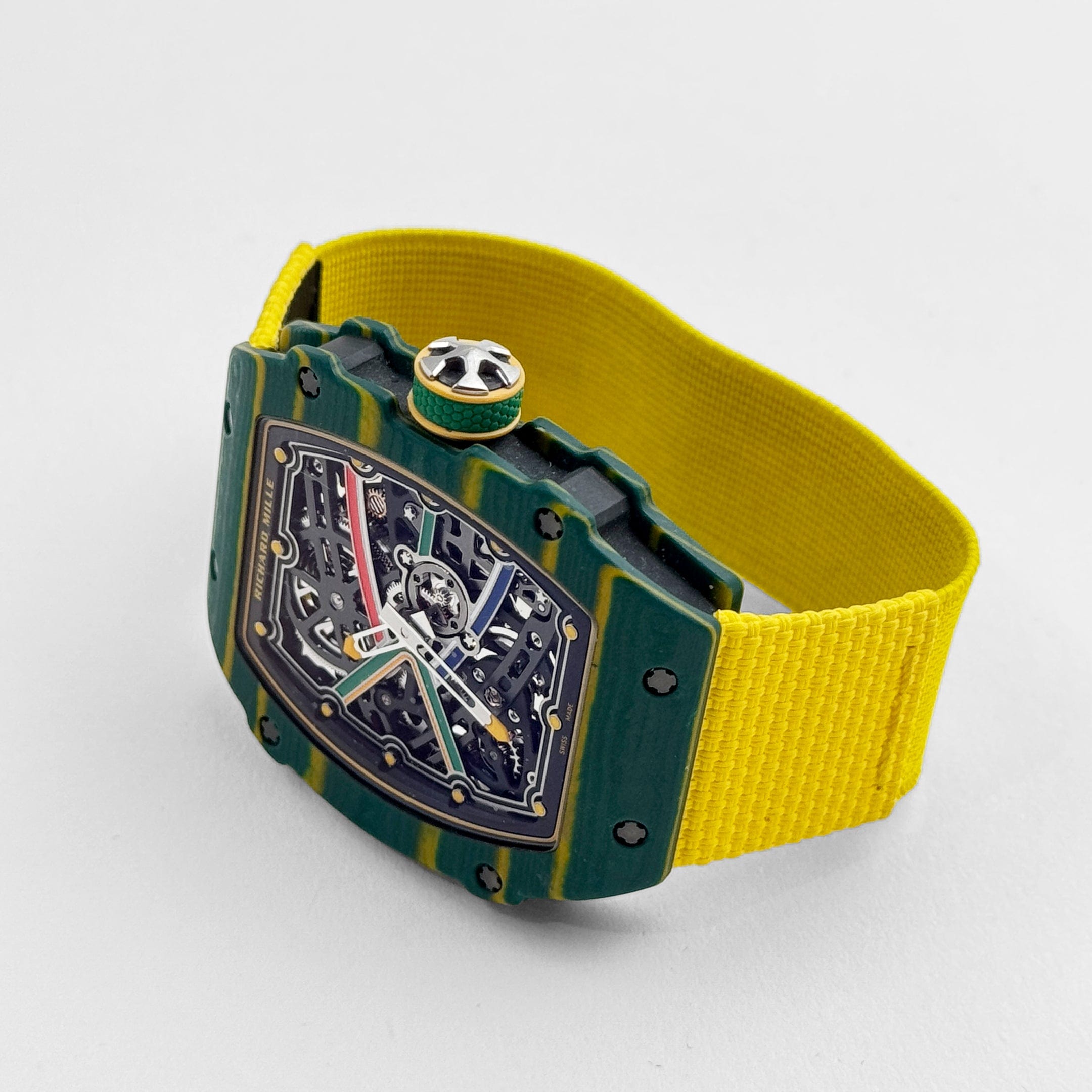 RM67-02 Wayde Van Niekerk Product Image 2