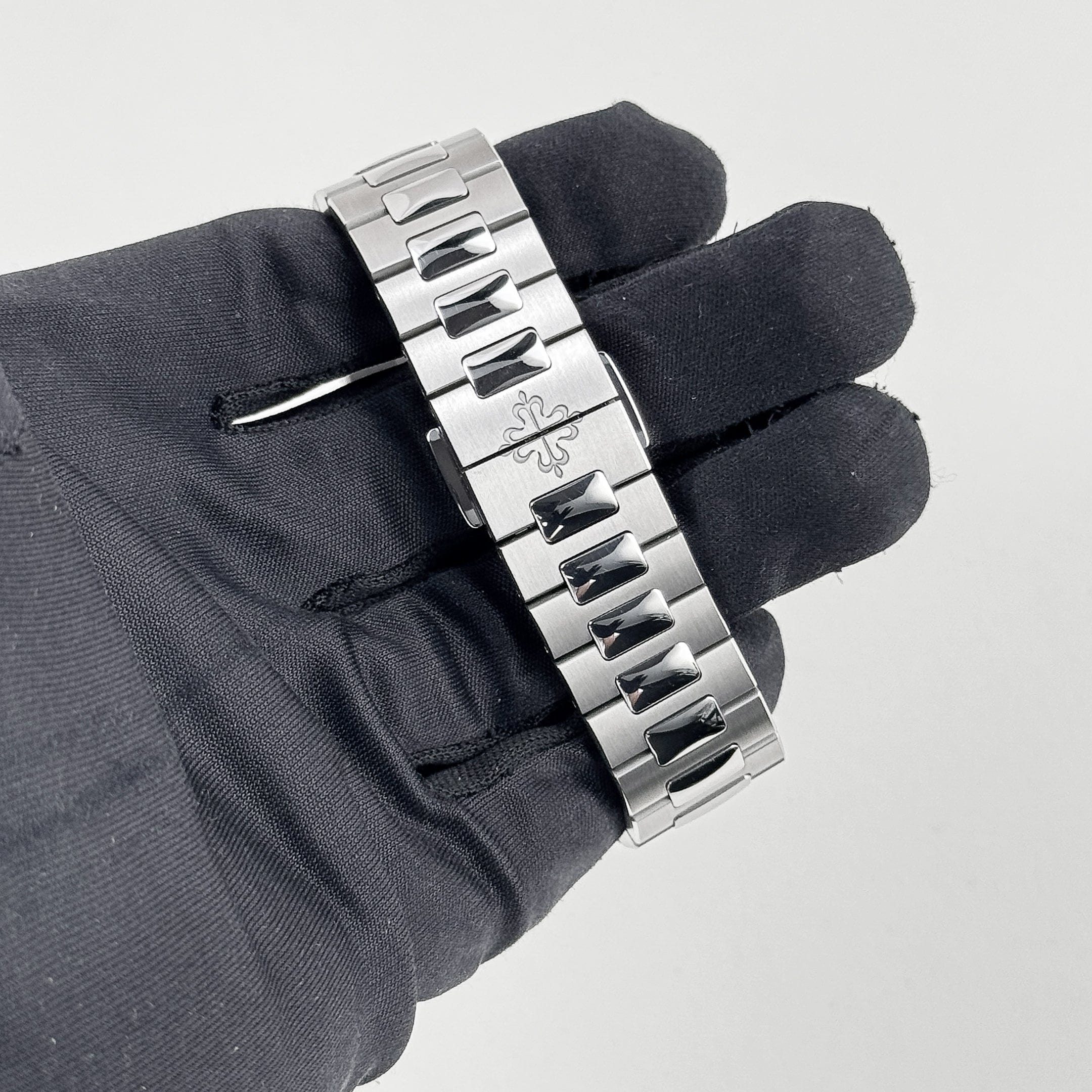 Nautilus Travel Time Steel Black Dial 40mm Product Image 9