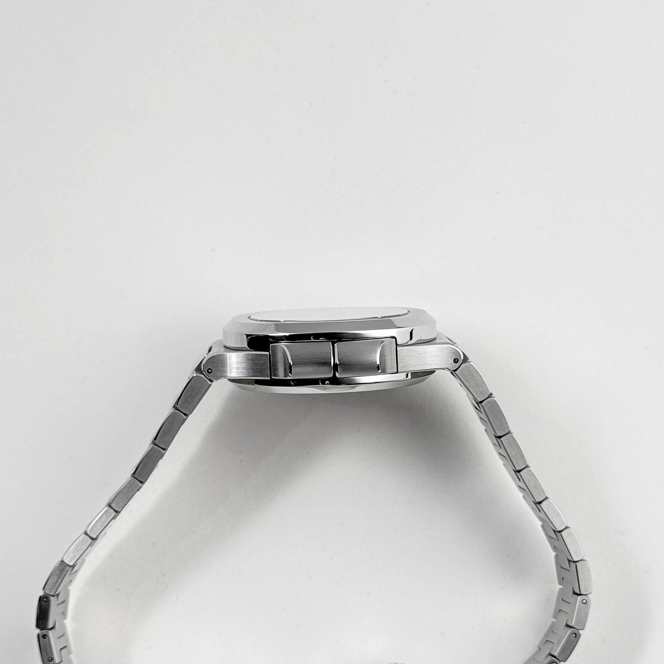 Nautilus Travel Time Steel Black Dial 40mm Product Image 5