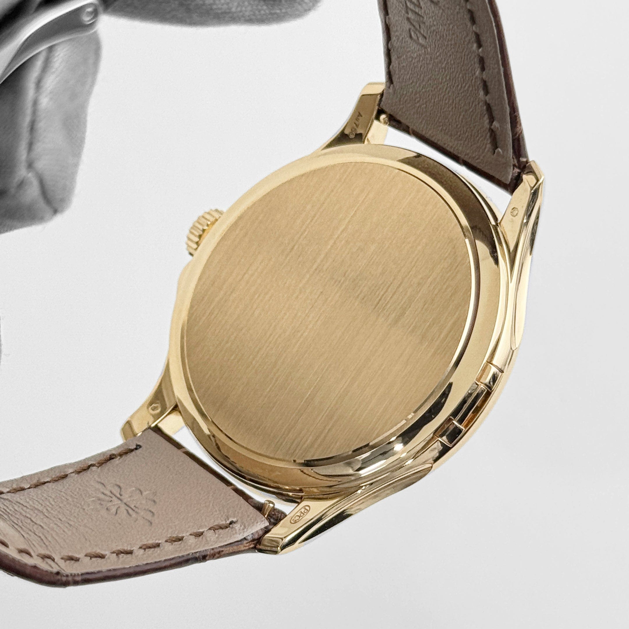 Calatrava Yellow Gold White Dial 39mm Product Image 8