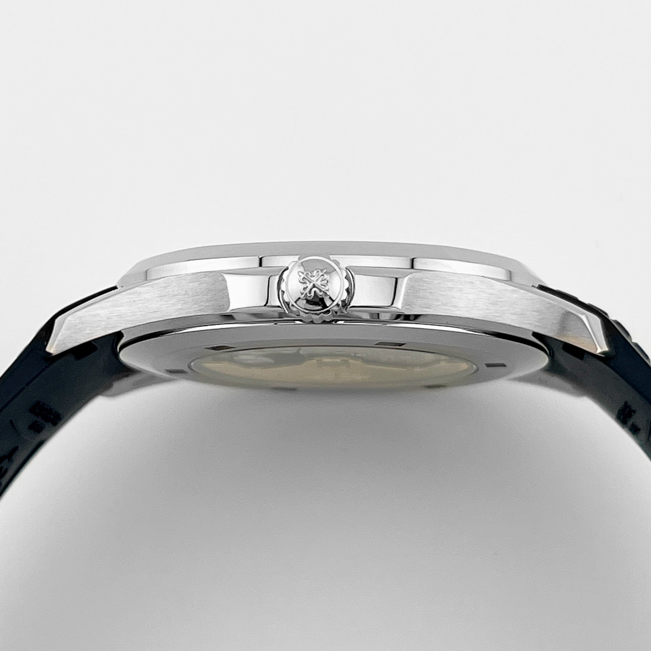Aquanaut White Gold Blue Dial 42mm Product Image 4