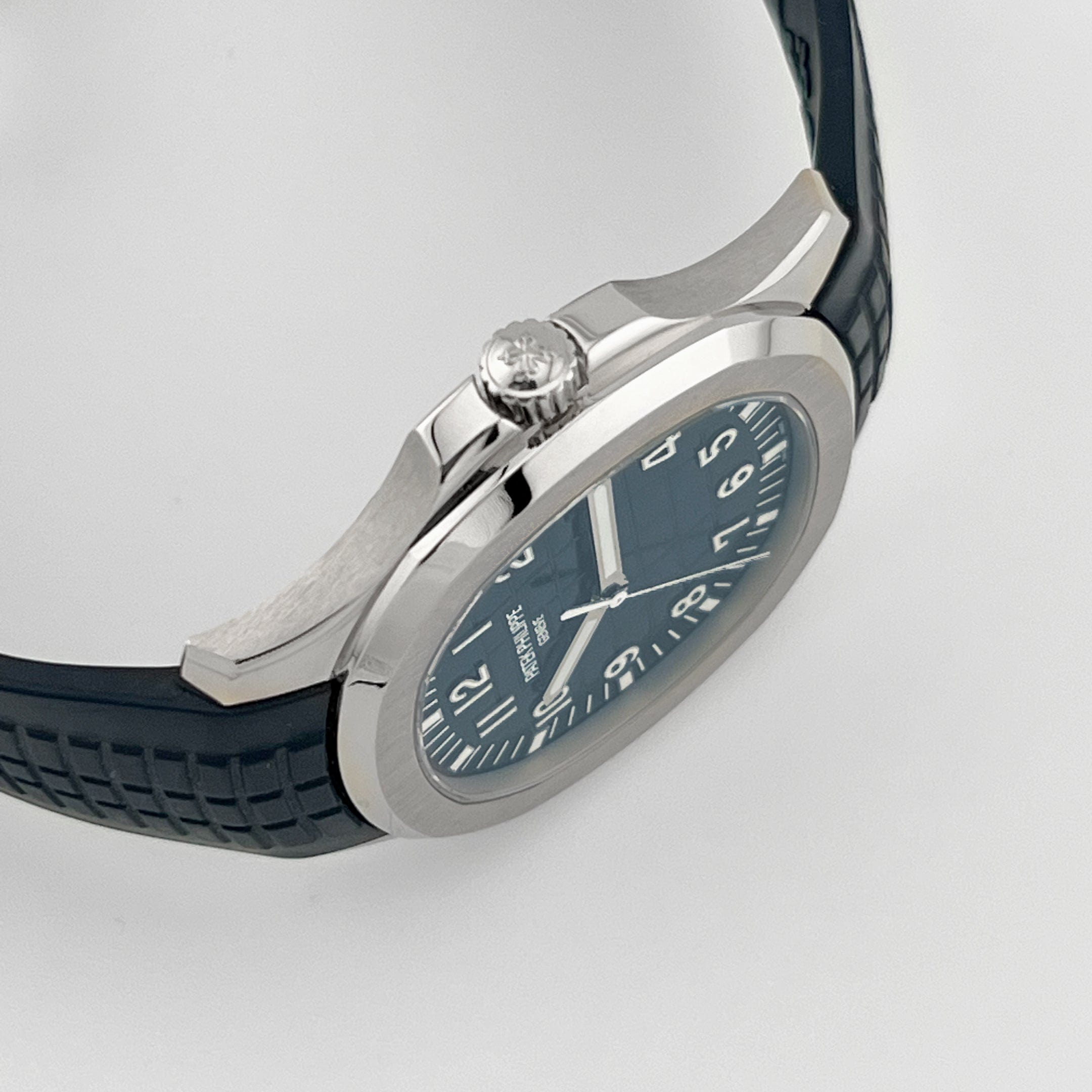 Aquanaut White Gold Blue Dial 42mm Product Image 2