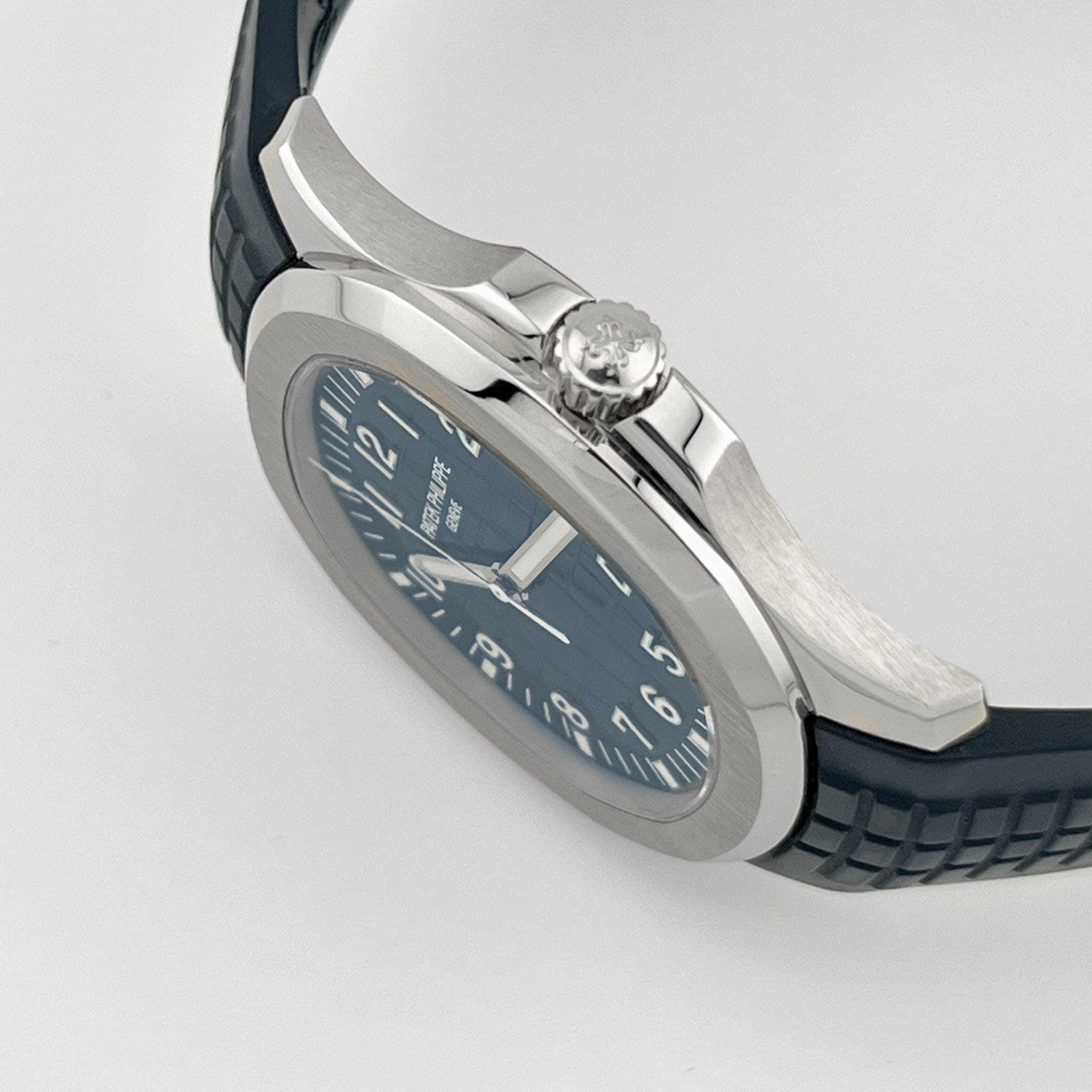 Aquanaut White Gold Blue Dial 42mm Product Image 3