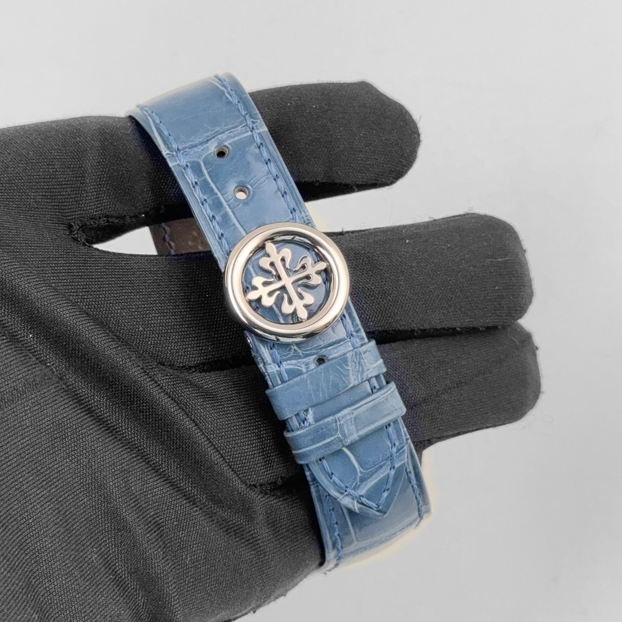 Complications Chronograph White Gold White Dial 42mm Product Image 9