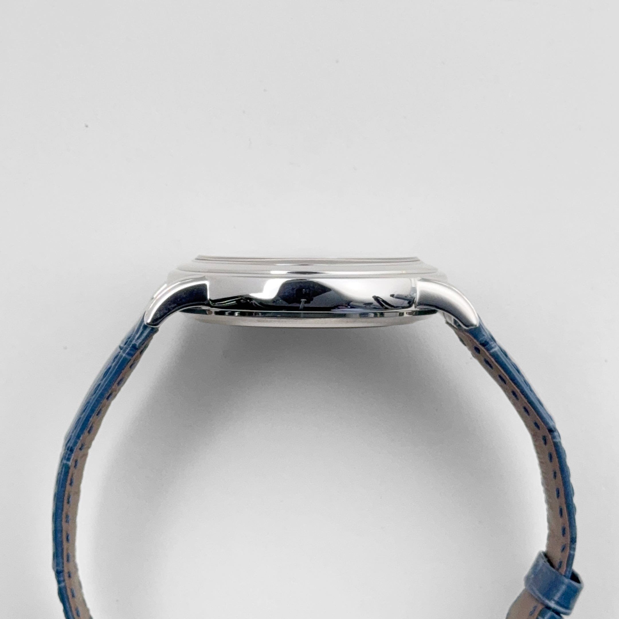 Complications Chronograph White Gold White Dial 42mm Product Image 7