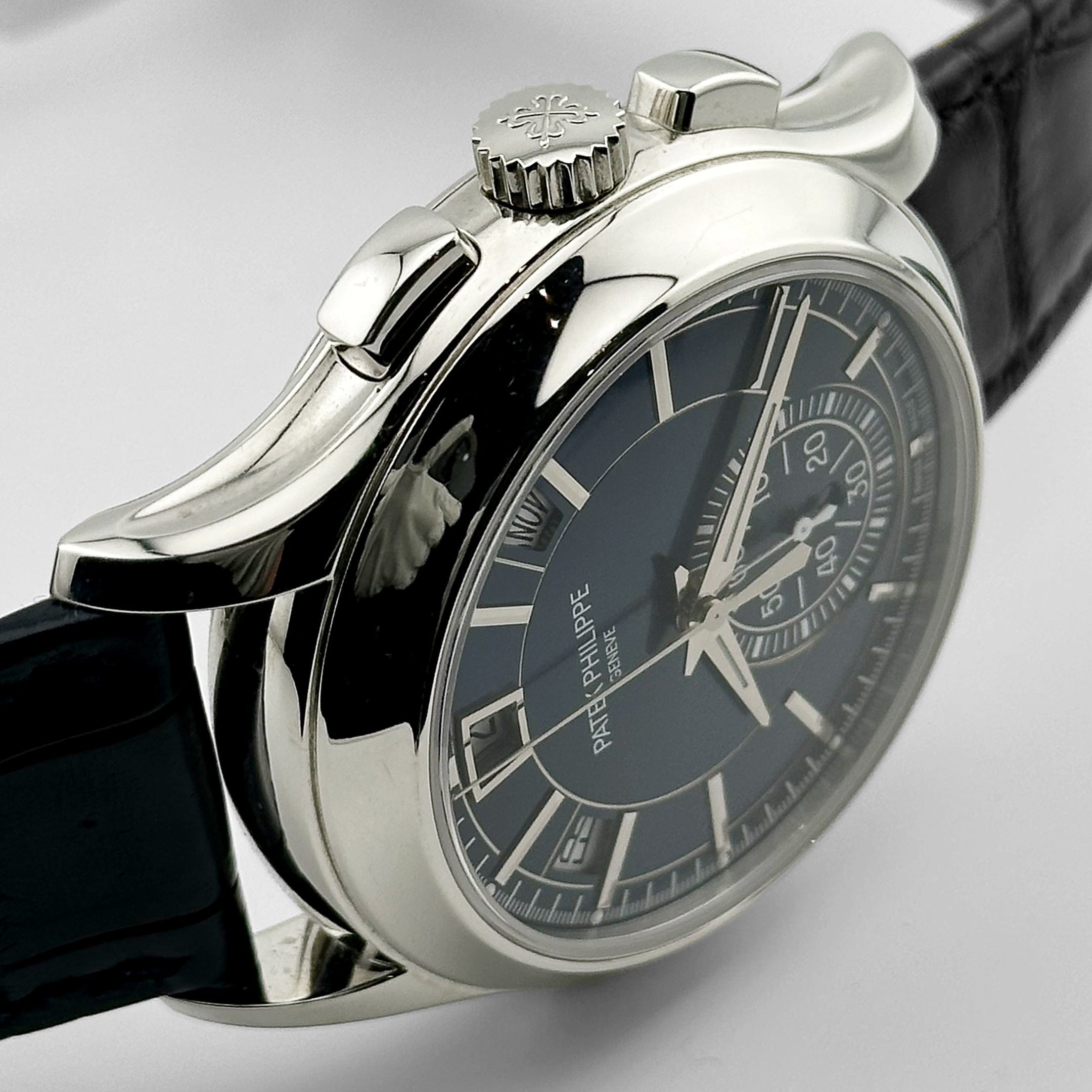 Complications Annual Calendar Chronograph Platinum Blue Dial 42mm Product Image 1