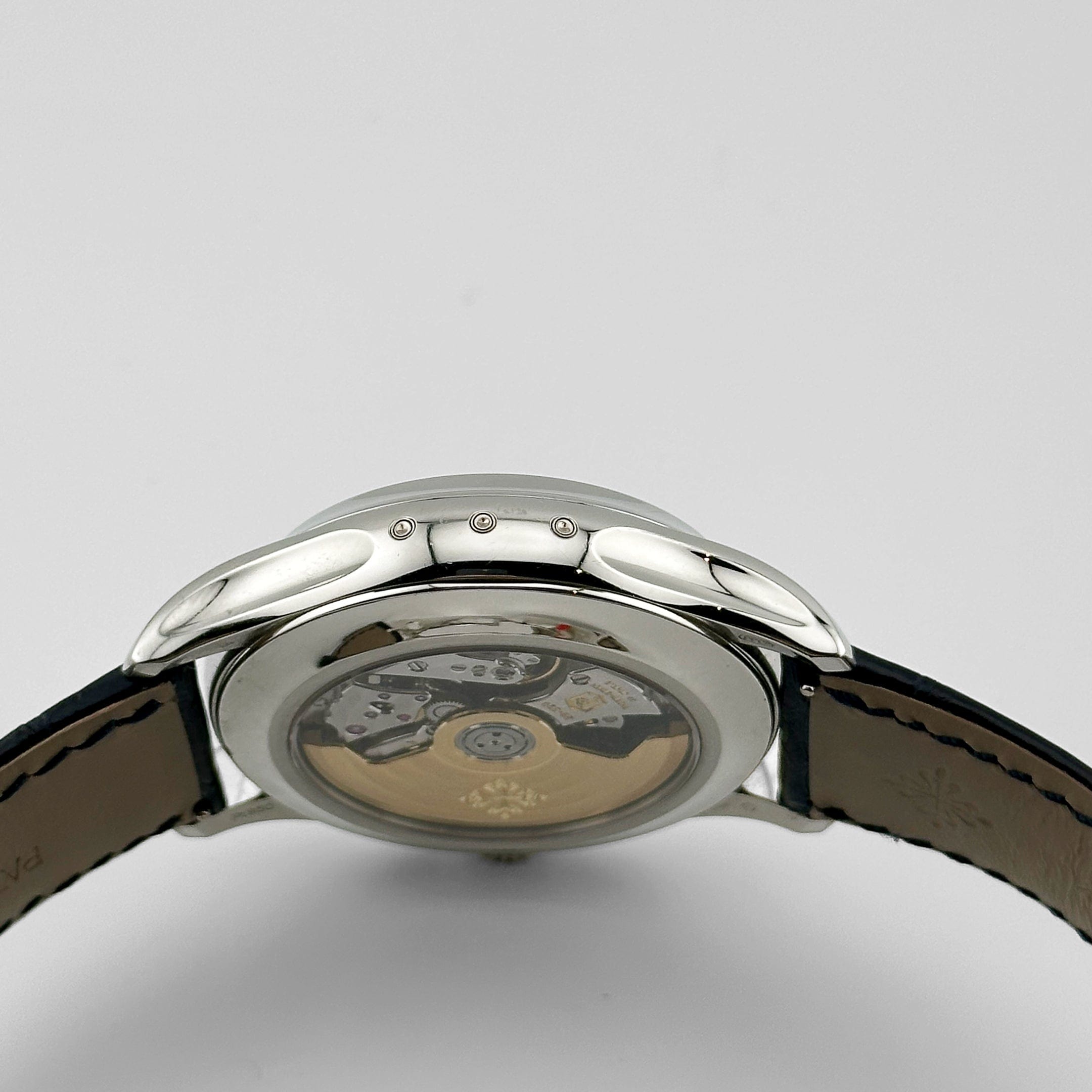 Complications Annual Calendar Chronograph Platinum Blue Dial 42mm Product Image 3