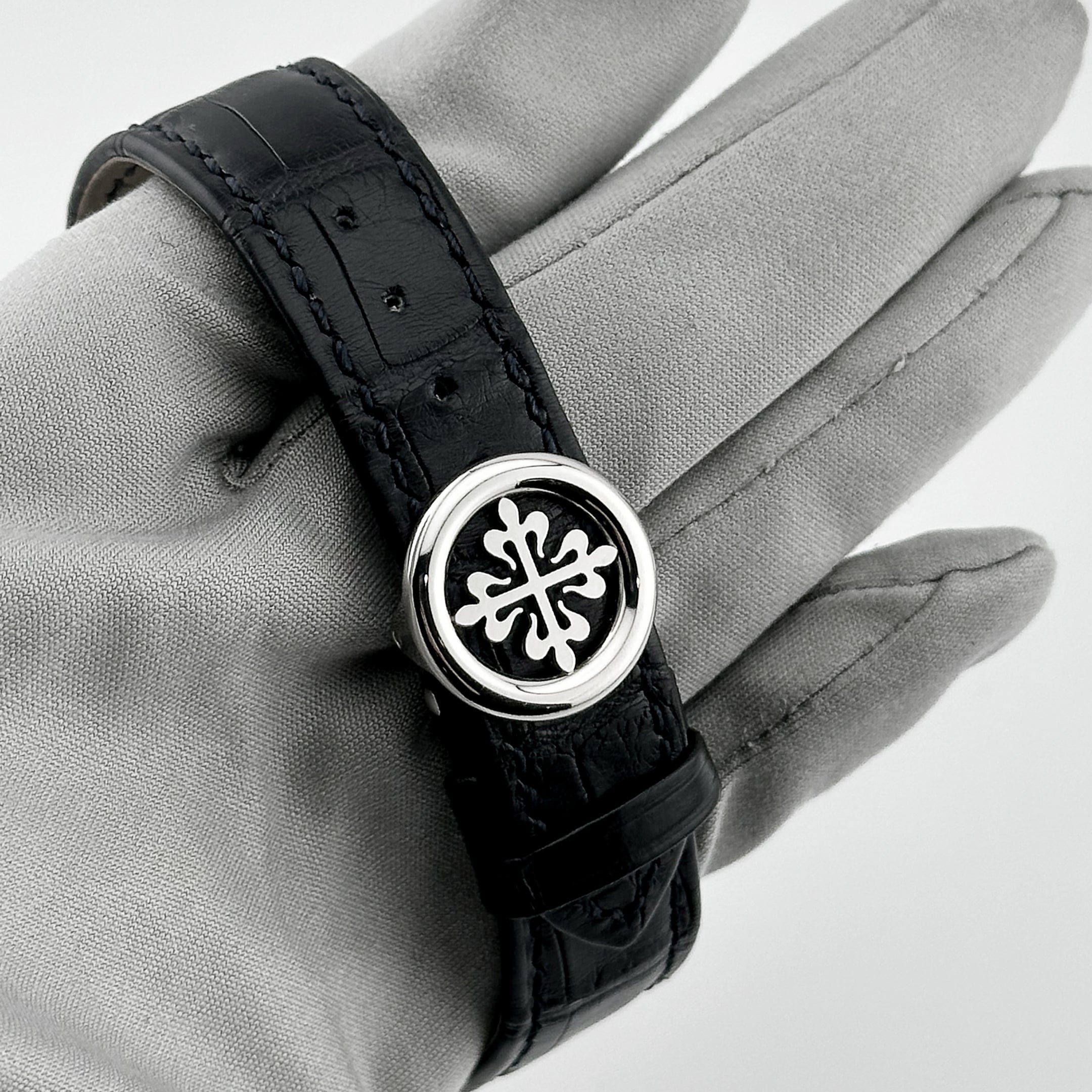 Complications Annual Calendar Chronograph Platinum Blue Dial 42mm Product Image 6