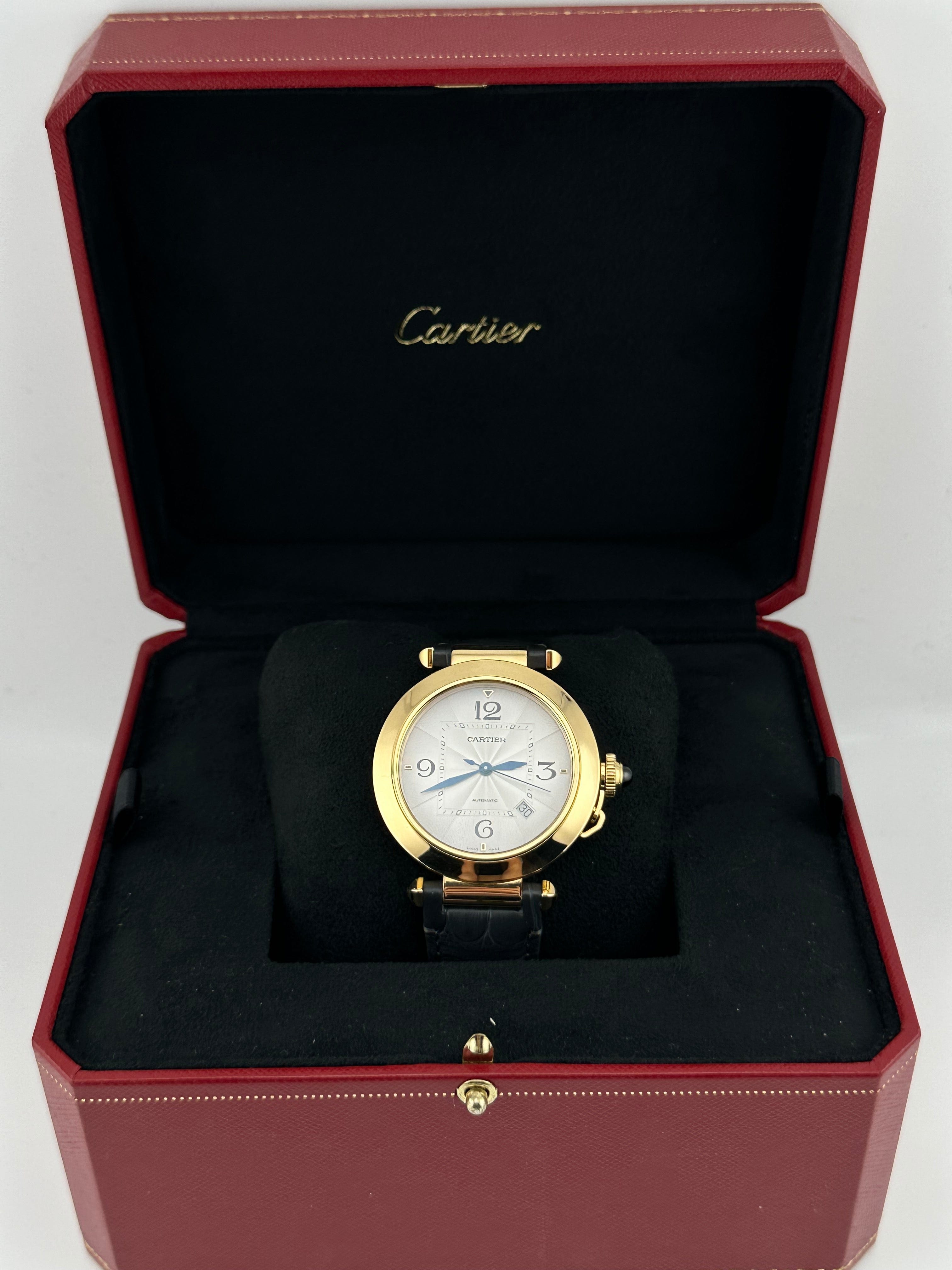 Pahsa de Cartier Yellow Gold Silver Dial 41mm Product Image 1