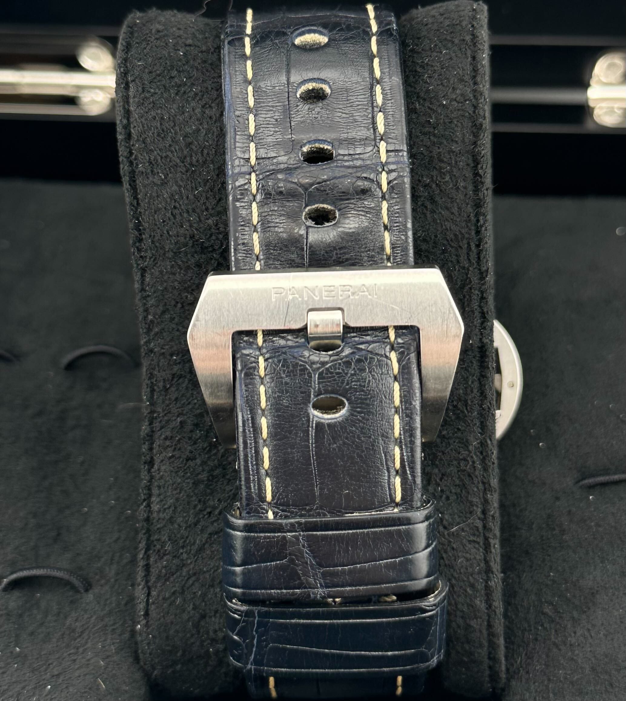Luminor GMT Steel Blue Dial 44mm Product Image 6