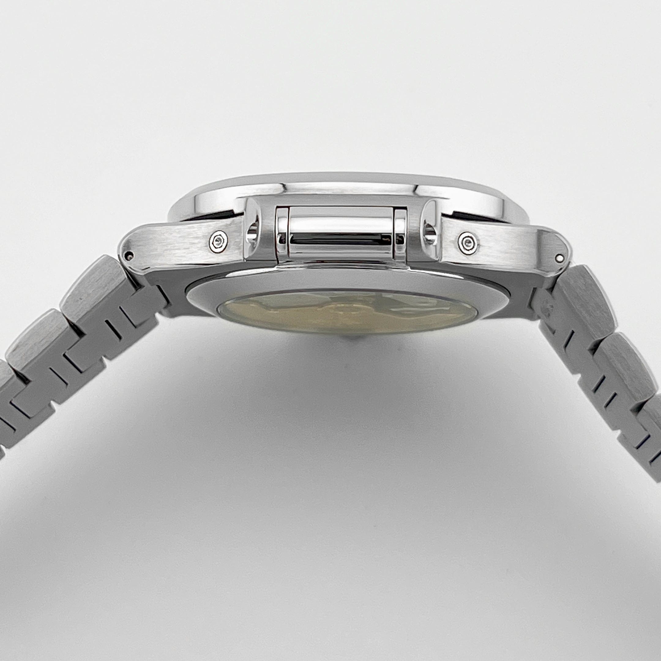 Nautilus Annual Calendar Steel Black Dial 40mm Product Image 5