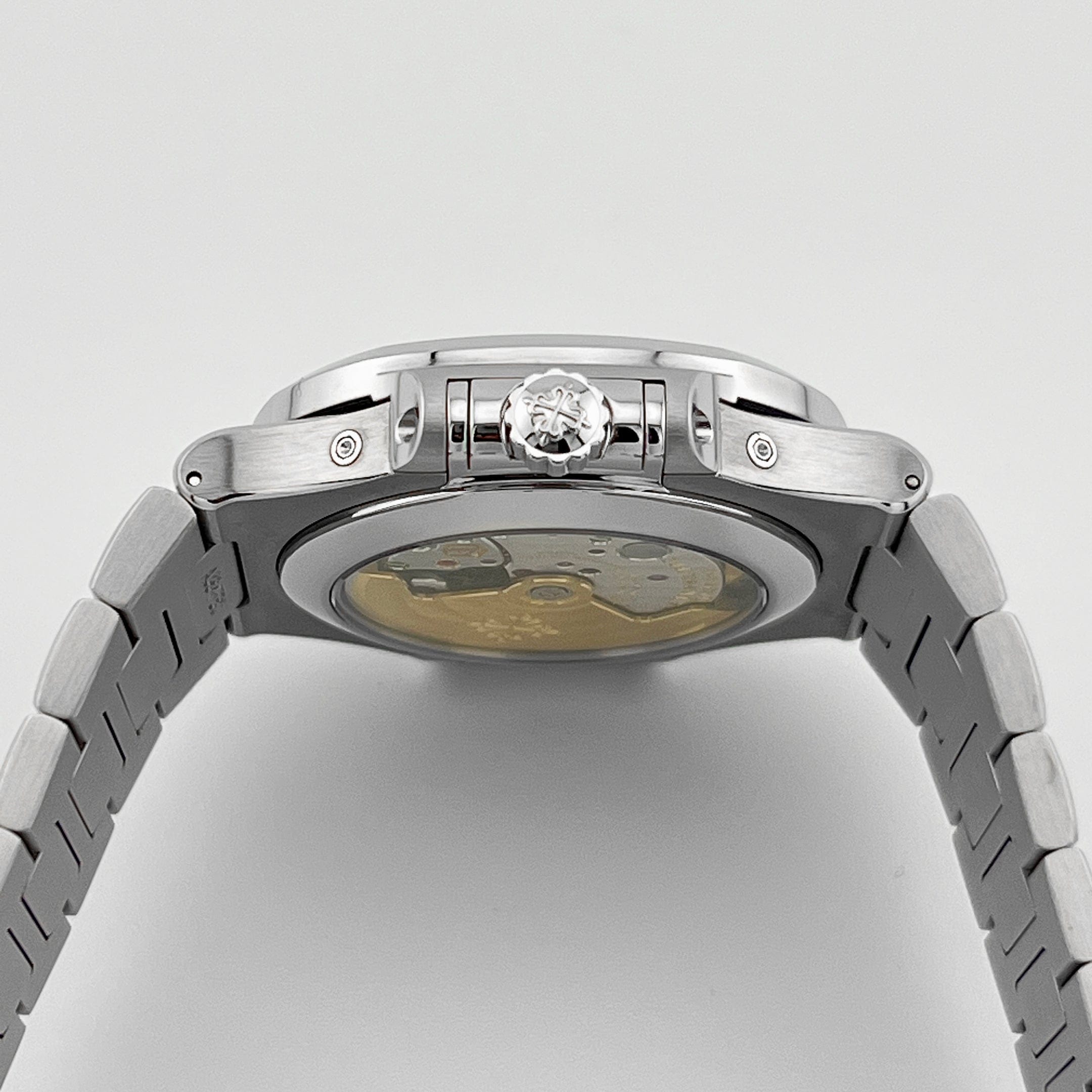 Nautilus Annual Calendar Steel Black Dial 40mm Product Image 4