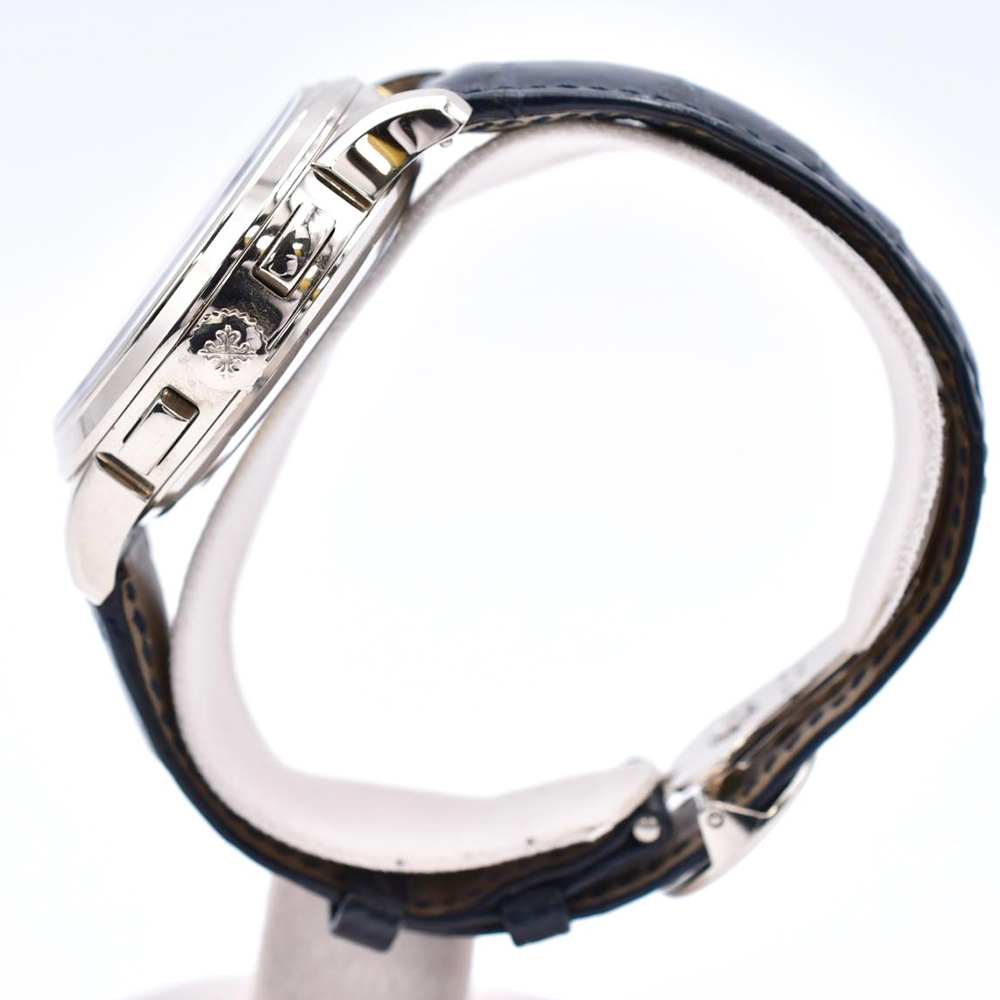 Complications World Time Chronograph White Gold Blue Dial "Hong Kong" 39mm Product Image 4