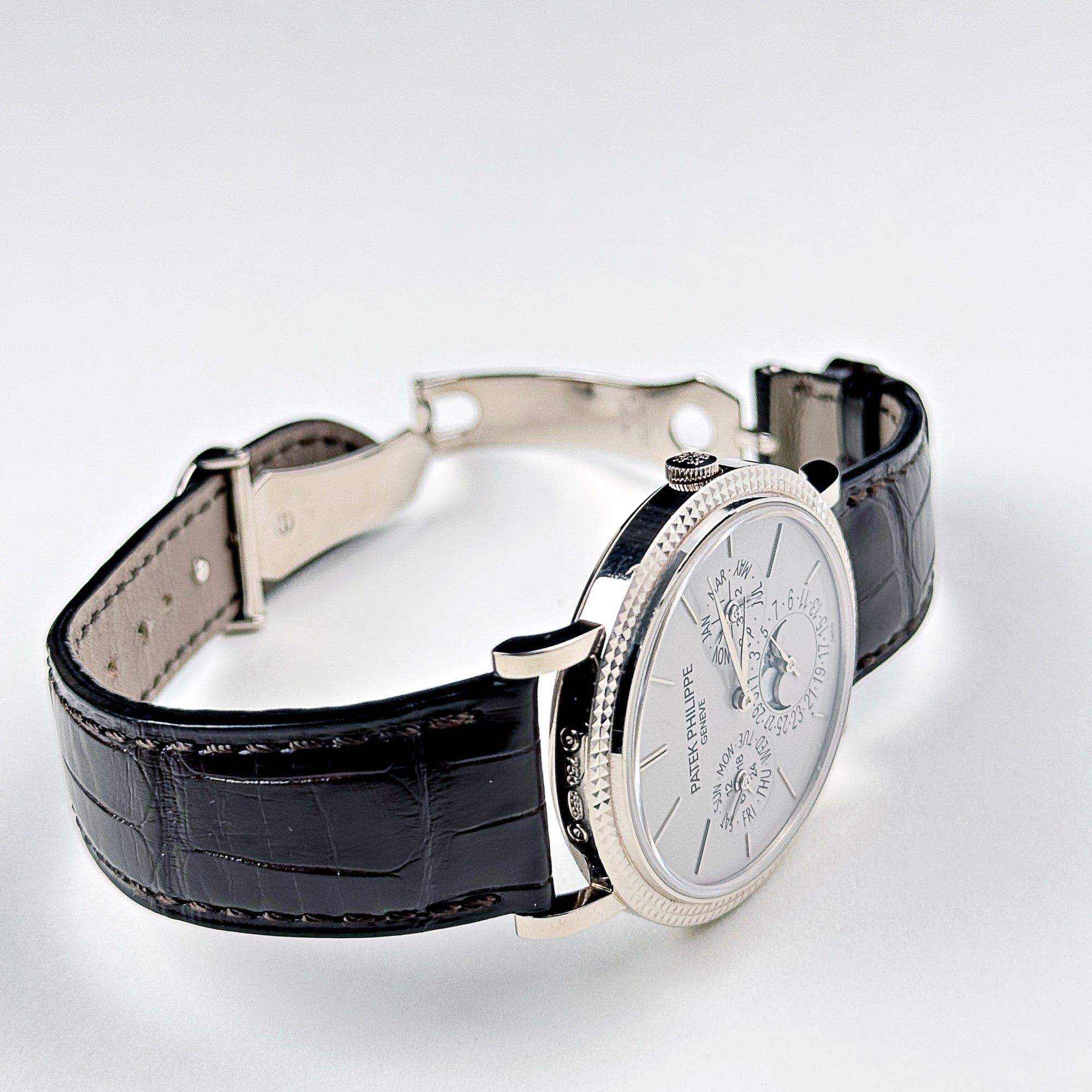 Perpetual Calendar White Gold Silver Dial 38mm Product Image 3