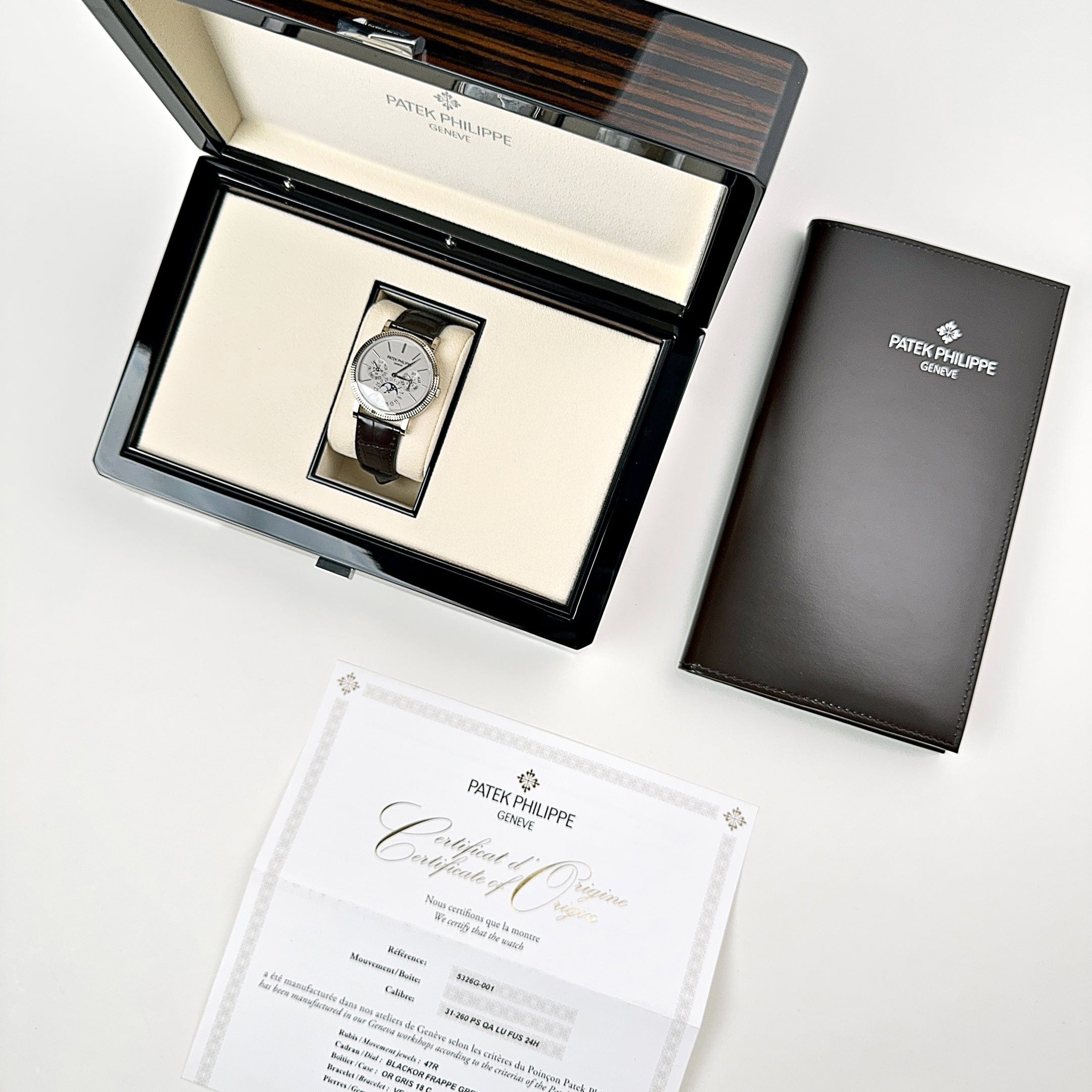 Perpetual Calendar White Gold Silver Dial 38mm Product Image 9