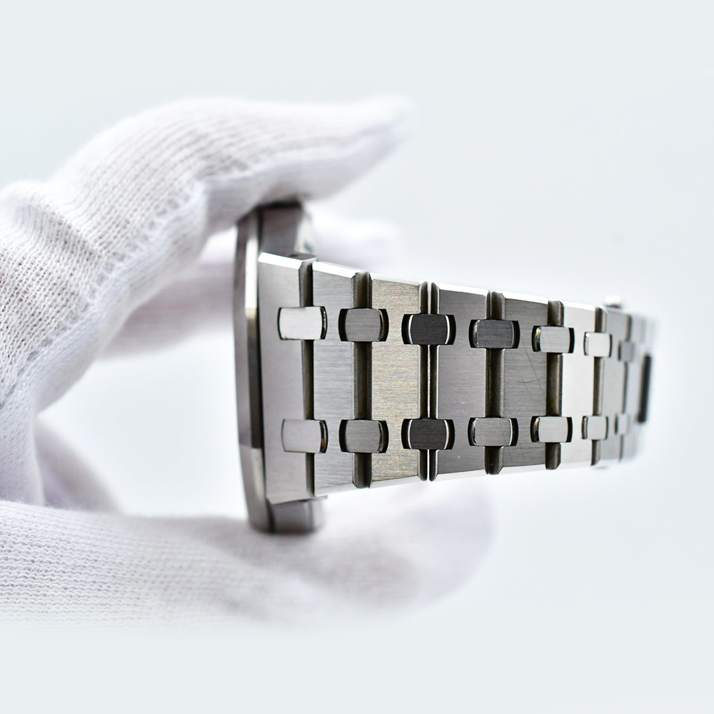Royal Oak Selfwinding Steel Silver Dial 41mm Product Image 8