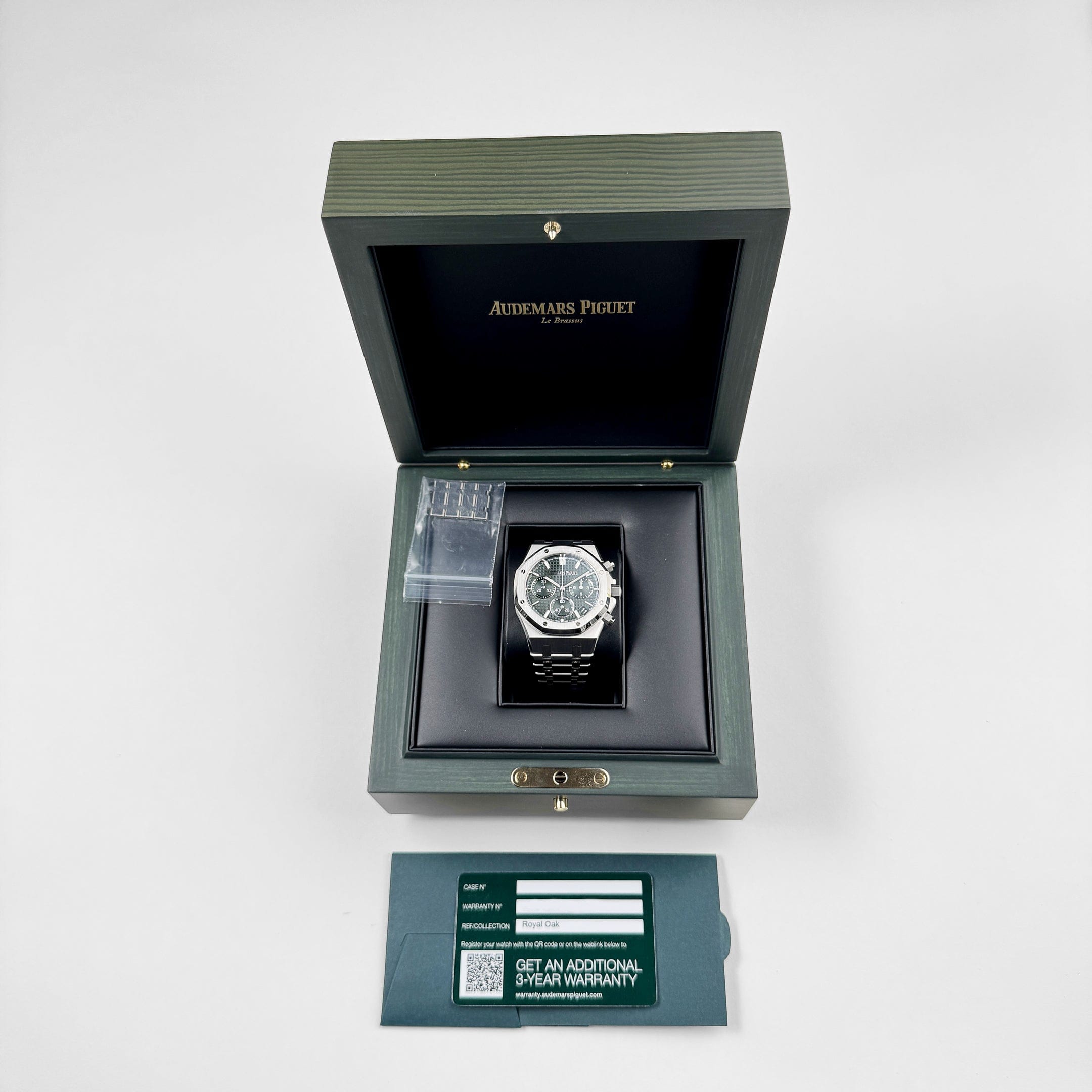 Royal Oak Chronograph Steel Green Dial 41mm Product Image 10