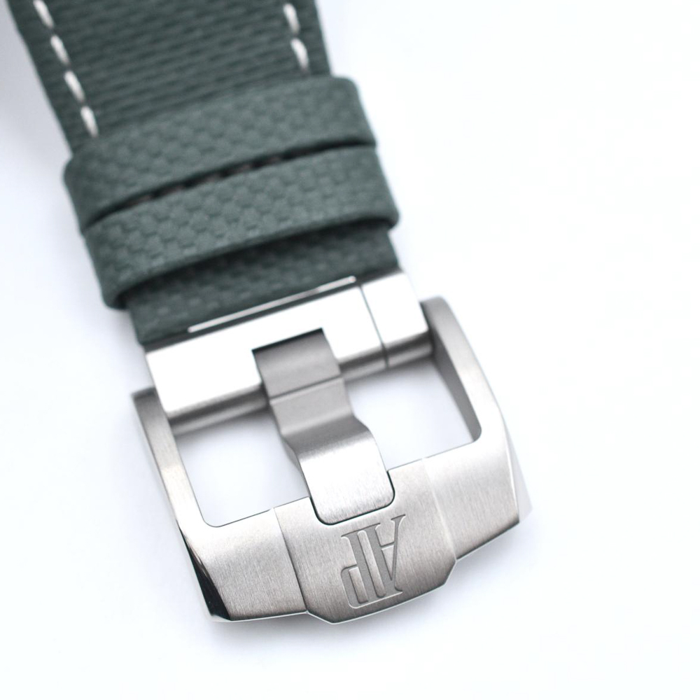 Royal Oak Offshore Titanium & Ceramic Green Dial 43mm Product Image 8